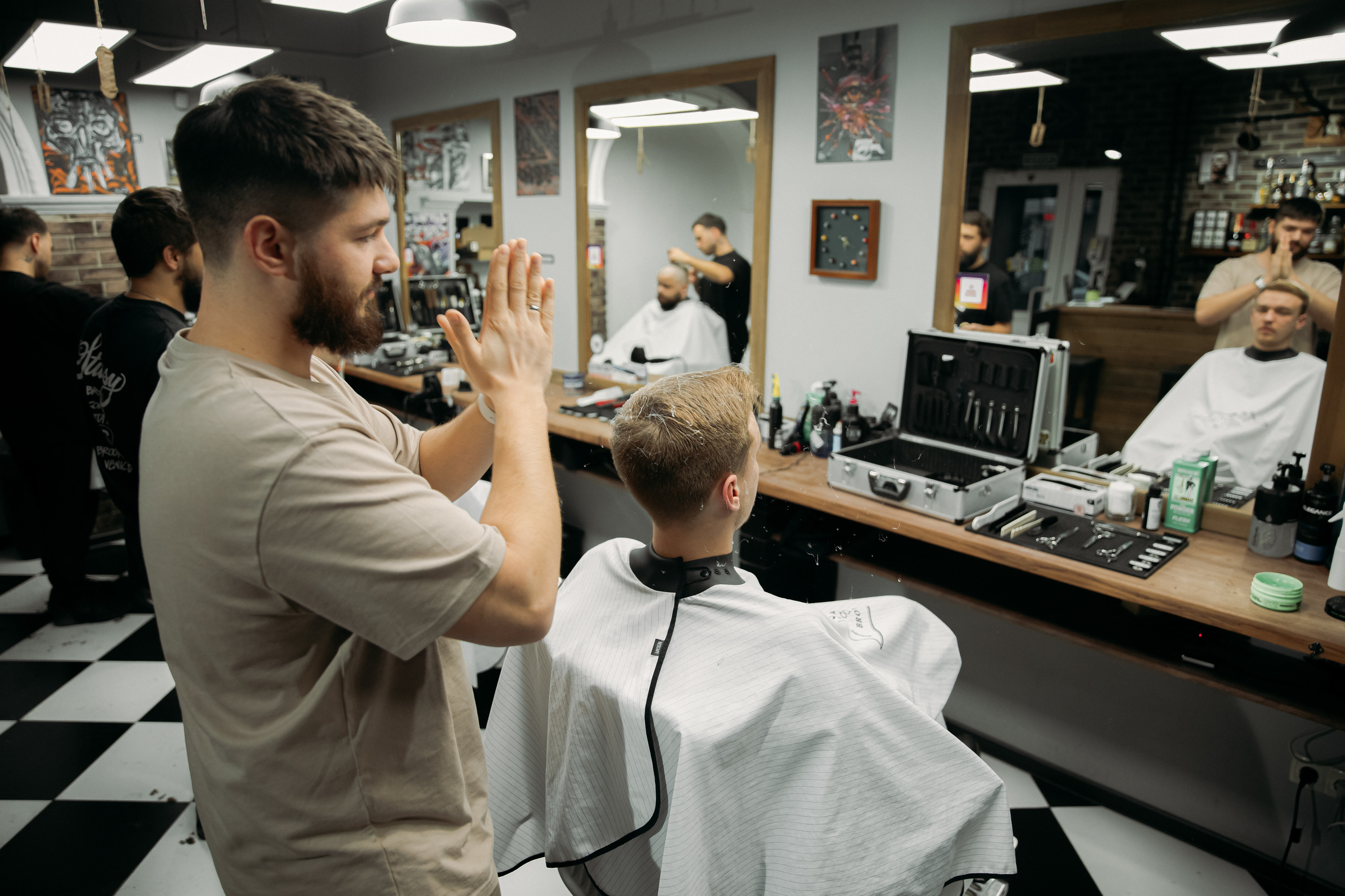 Barbershop Kudinov Brothers. Свадебный и Портретный фотограф Килин Борис