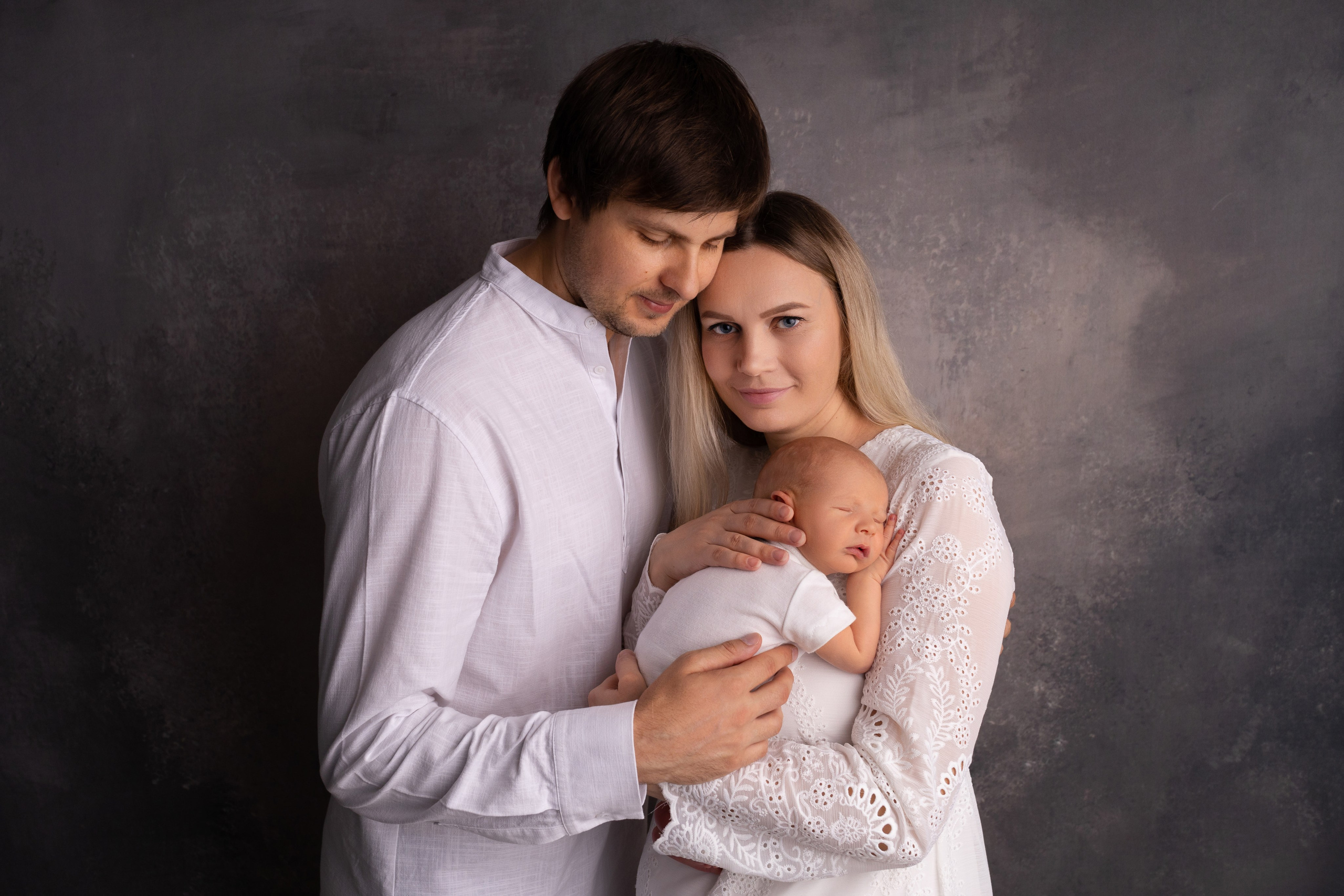 Семейные кадры от Elvira Kamaeva. Фотограф новорожденных малышей в Омске и Омской области Эльвира Камаева