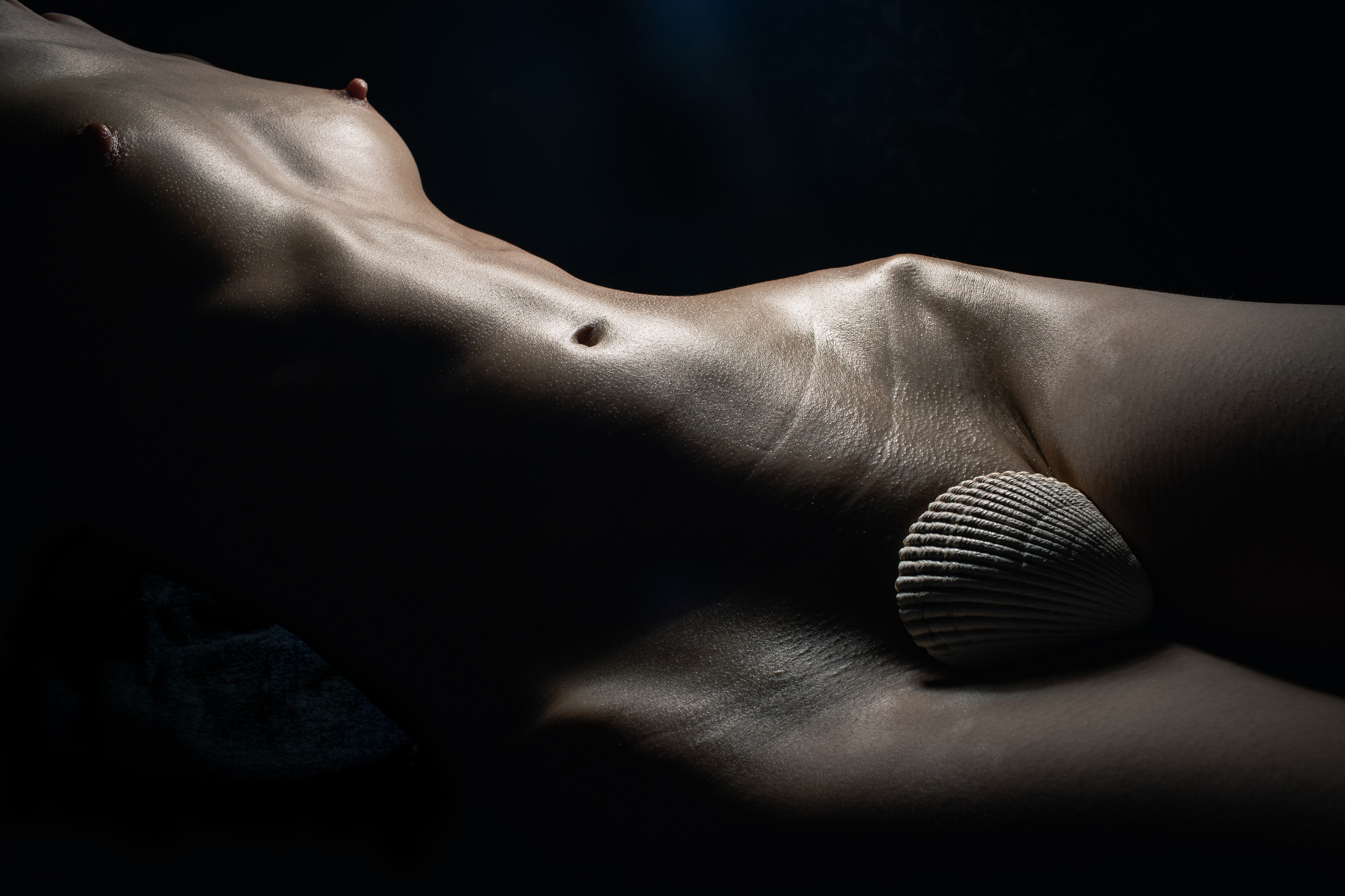 fine art nude photography hands detail dark shadow minimalism