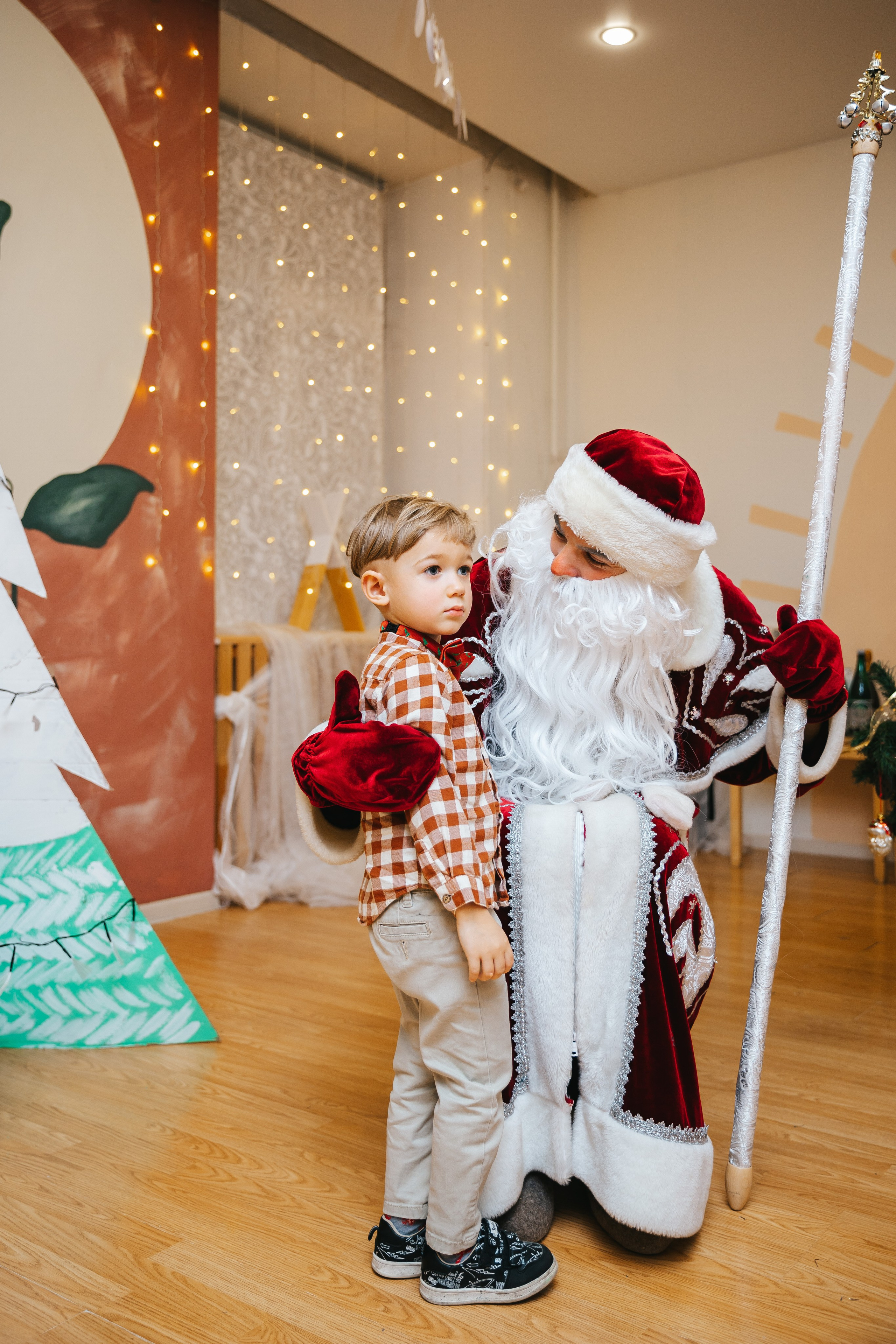 Новогодний утренник в Монтессори-садике. Семейный lifestyle фотограф в Санкт-Петербурге Людмила Пахомова