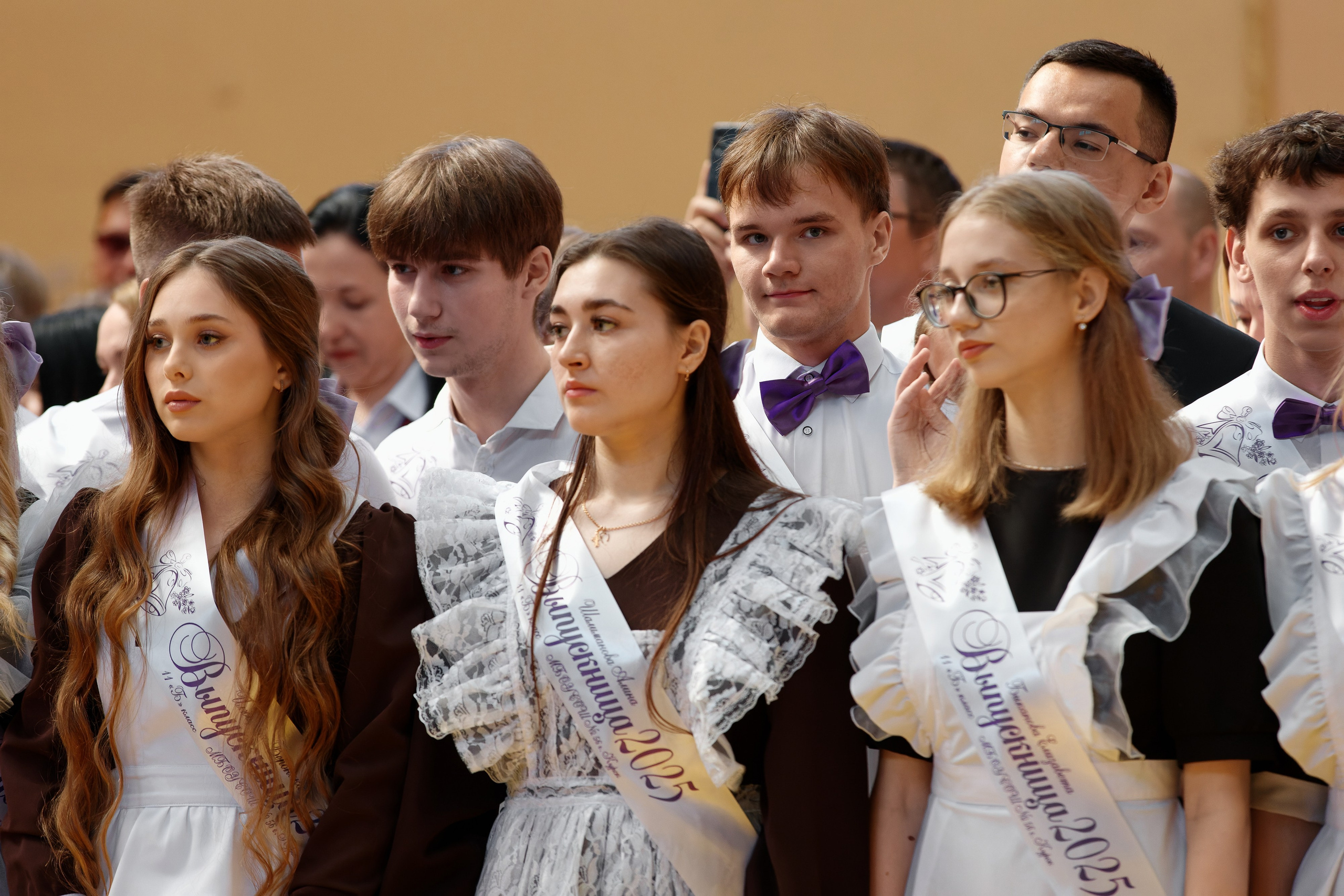 Последний звонок Школа № 42. Семейный фотограф — Макс Белогрудов