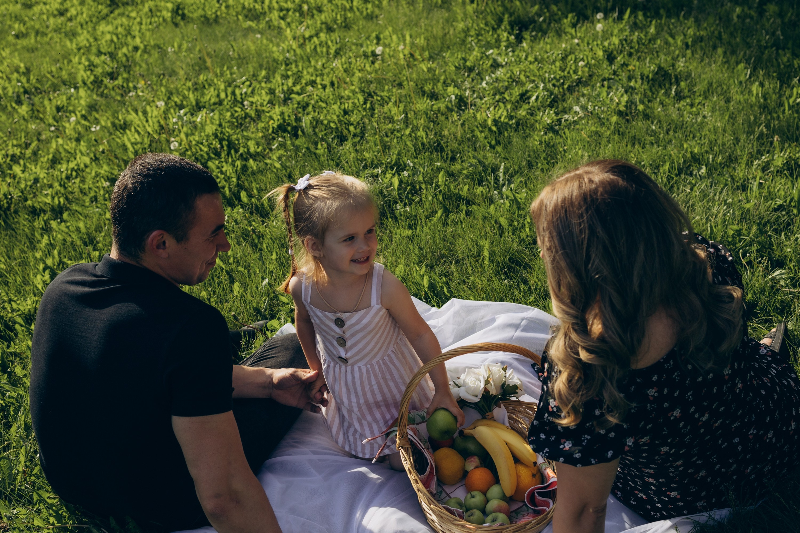 Фото пикник на Иерусалимской горе. Свадебный Фотограф в Иркутске Екатерина Елисеева