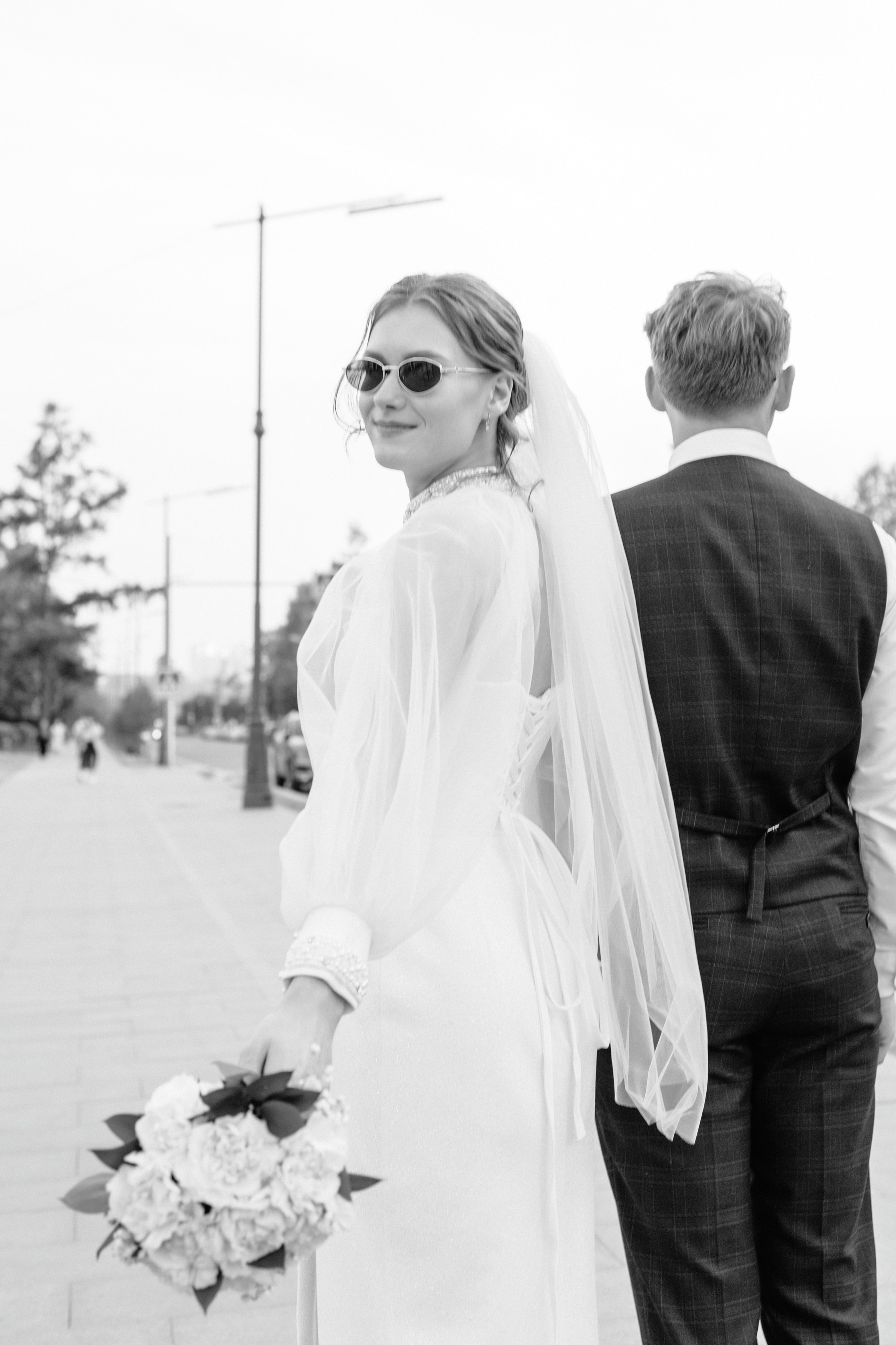 Владислав и Юлия Вечерняя прогулка по городу. Свадебный Фотограф в Иркутске Екатерина Елисеева