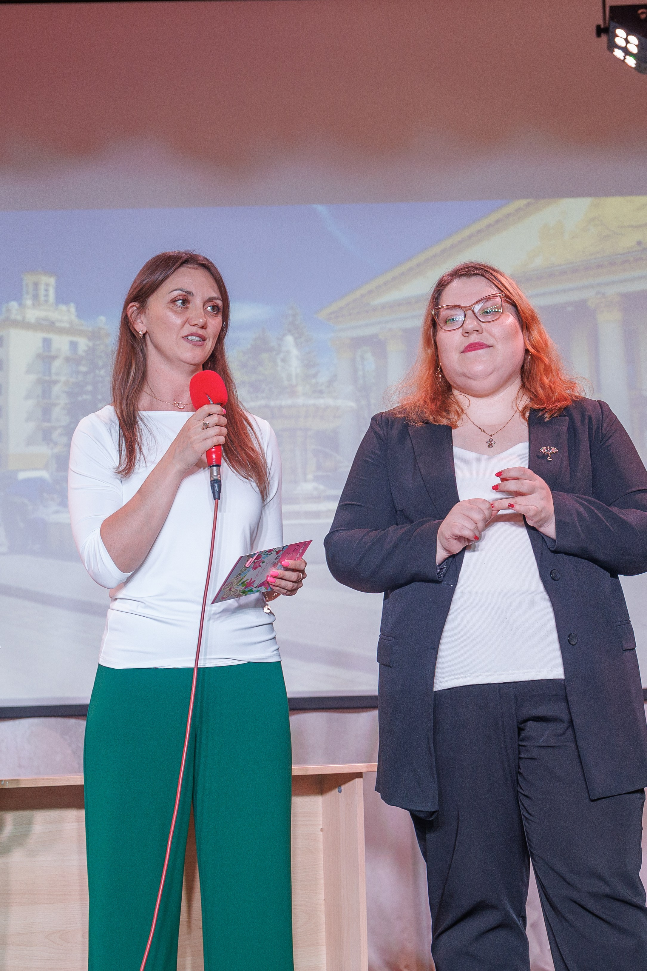 Вручение аттестатов. Свадебный и семейный фотограф в Новосибирске Ирина Дорошкова