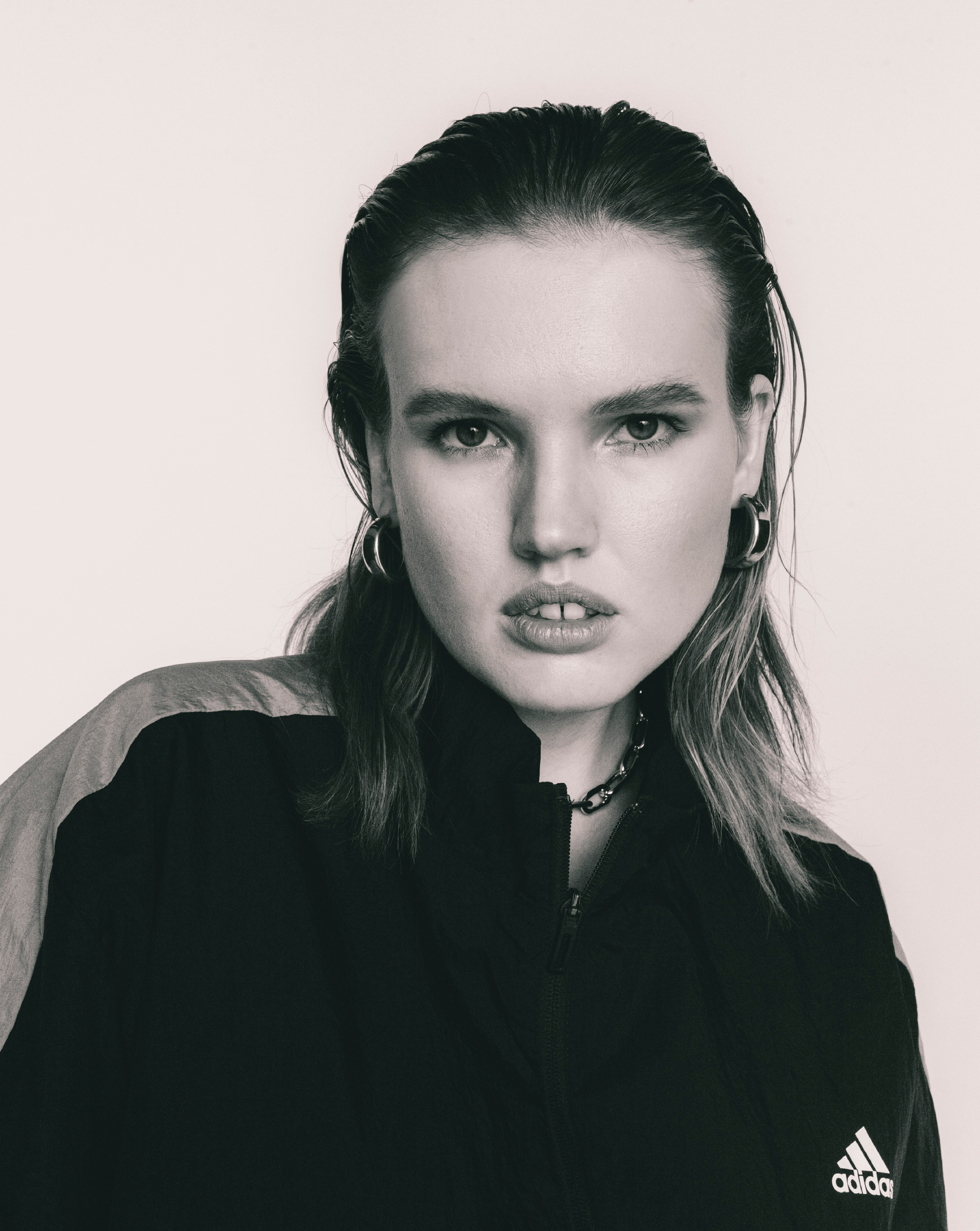 Анастасия, 48-50 р-р, 177 см рост. KED Production — продакшн из СПб. Создаём фото, видео и контент, который помогает брендам и селлерам продавать больше