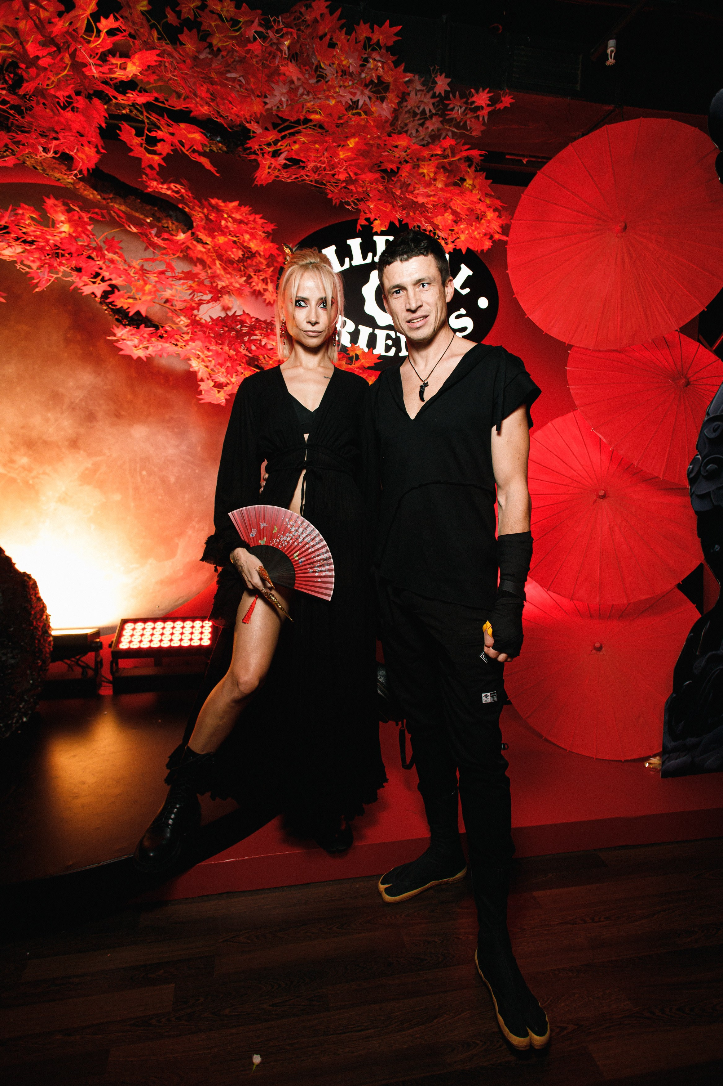 ILLEGAL FRIENDS | ASIA. СВОИ. ФОТООТЧЕТЫ-СОБЫТИЯ-МЕСТА