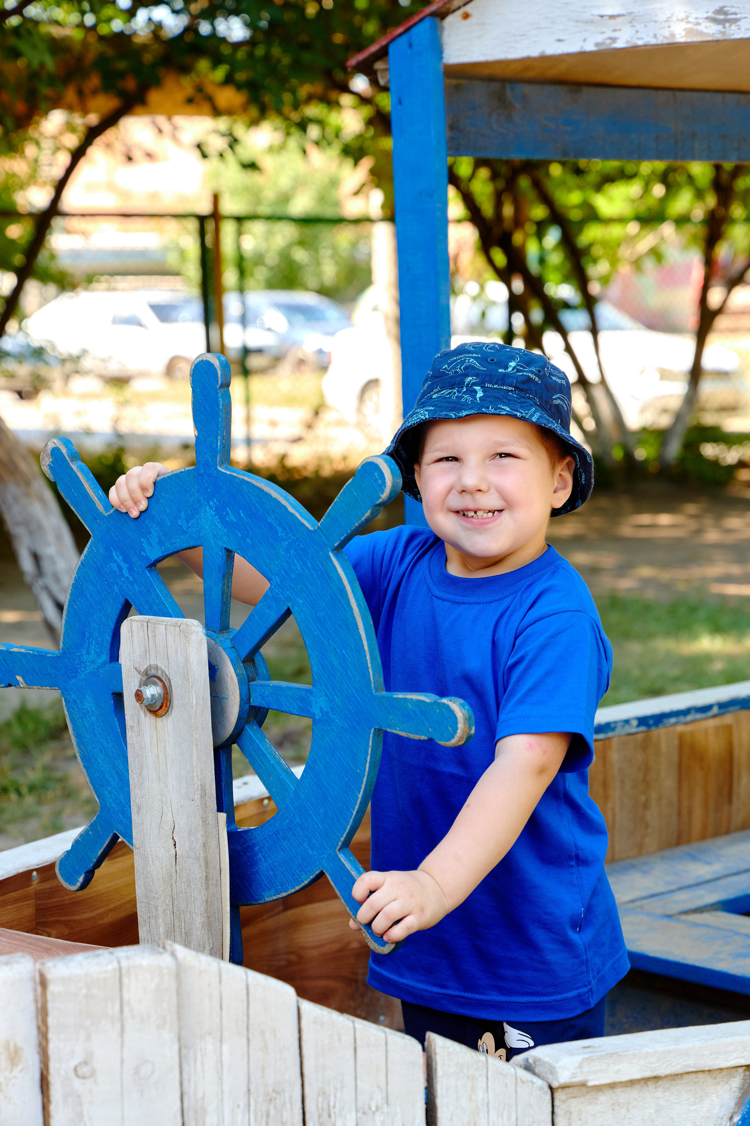 Пример летней съёмки в детском саду № 92 младшая группа Ромашки. Фотограф Выпускные альбомы Таганрог Сергей Коробченко