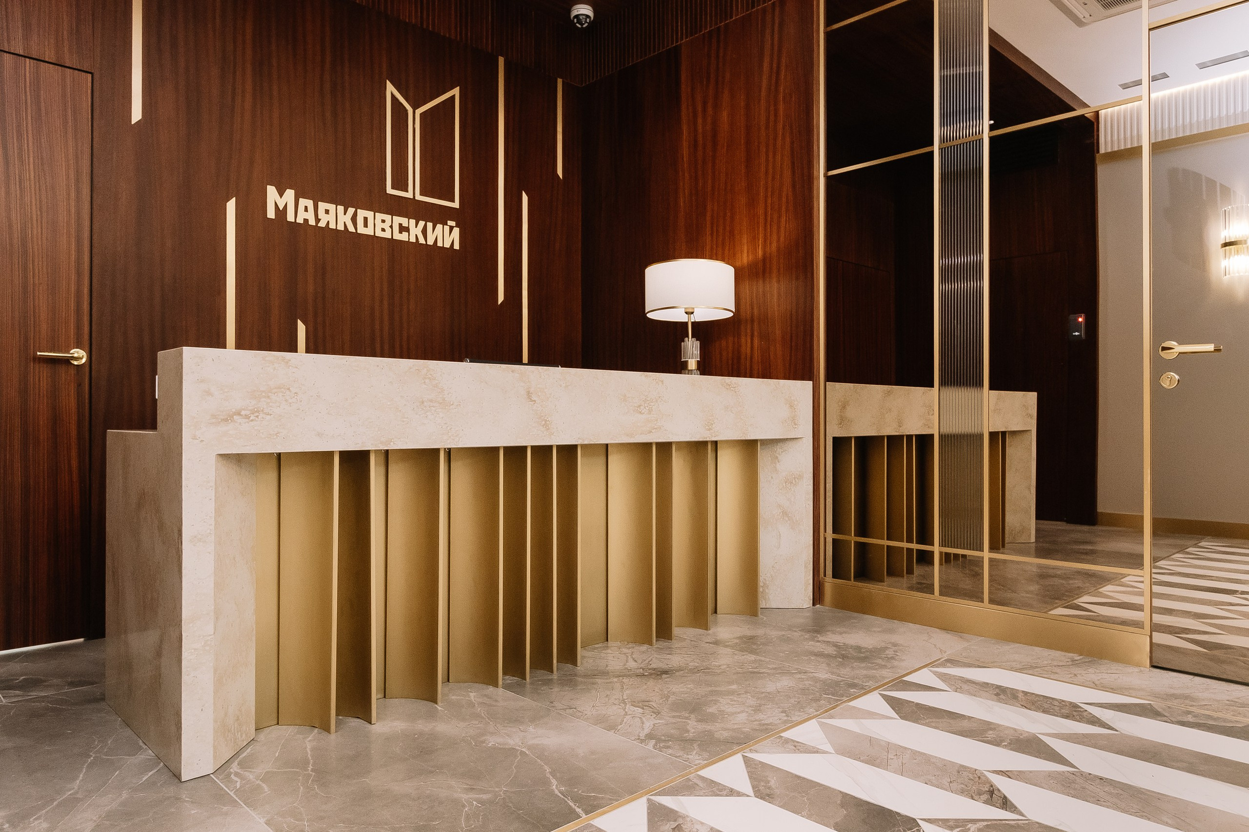 Маяковский. Свадебный и репортажный фотограф в Новосибирске Матлак Дарья