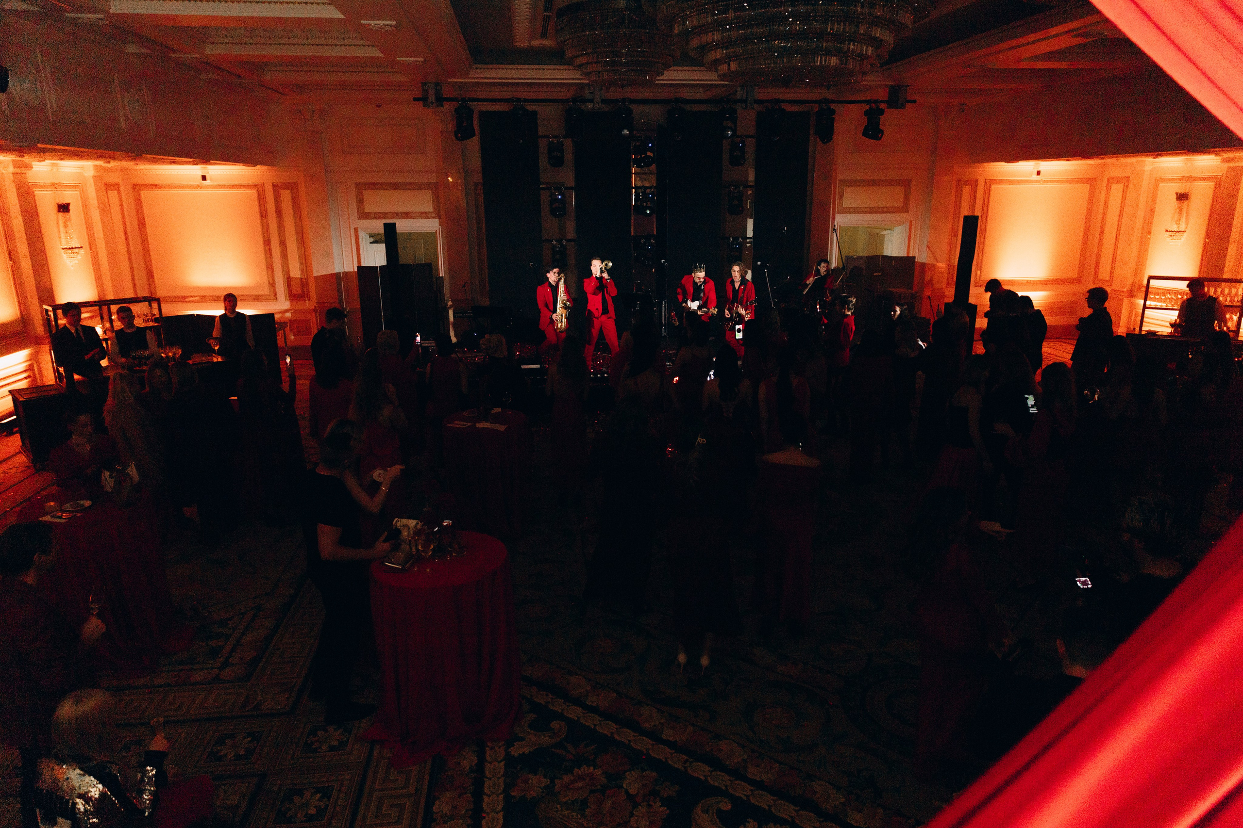 Red ball. Свадебный фотограф в Санкт-Петербурге и Москве Андрей Чернов