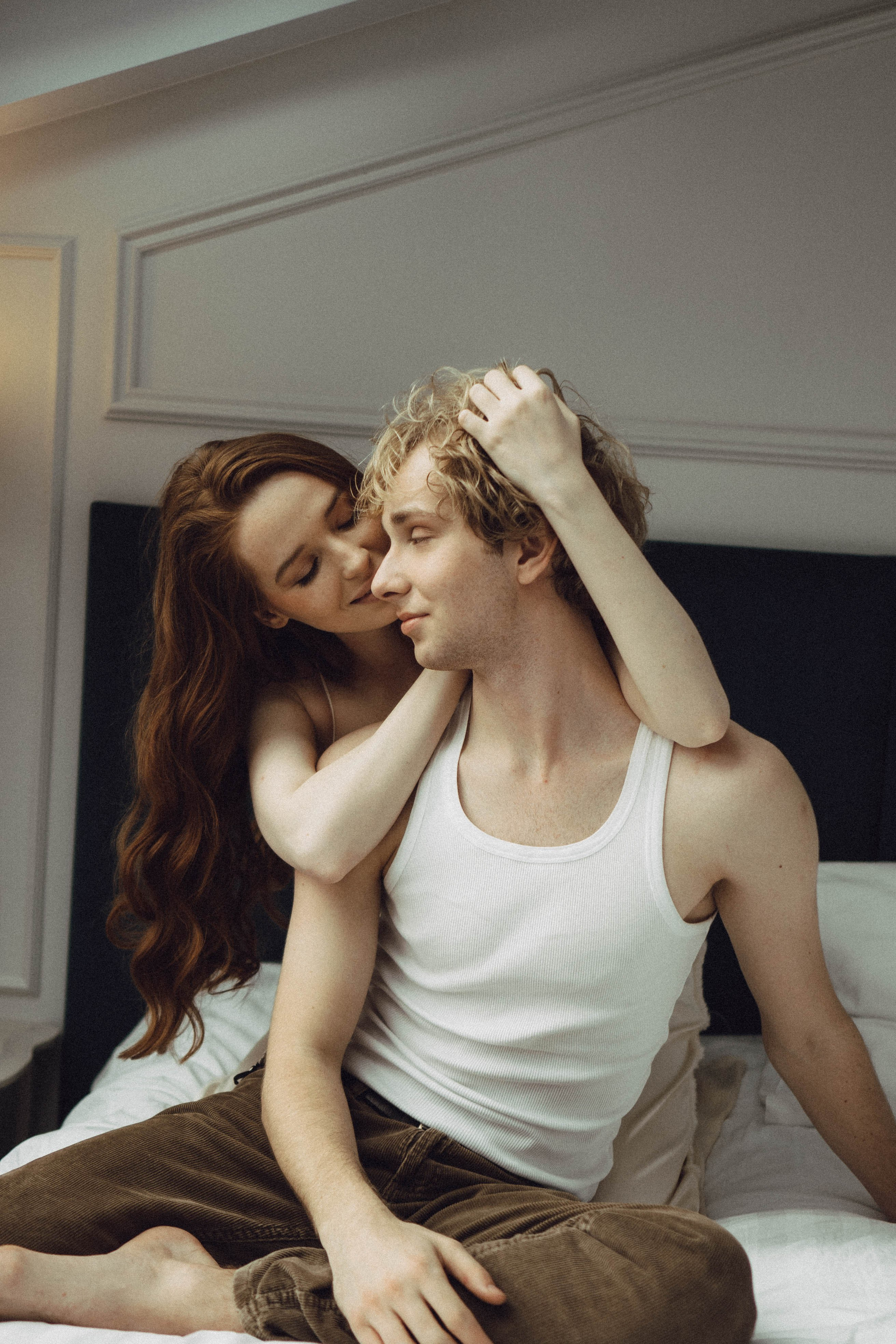 СВАДЕБНАЯ СЬЕМКА В ОТЕЛЕ. СБОРЫ ЖЕНИХА И НЕВЕСТЫ И ТАКЖЕ ТОР И ПОДГОТОВКА К ПРОГУЛКЕ. Профессиональный фотограф, Санкт-Петербург — Виктория Богомолова