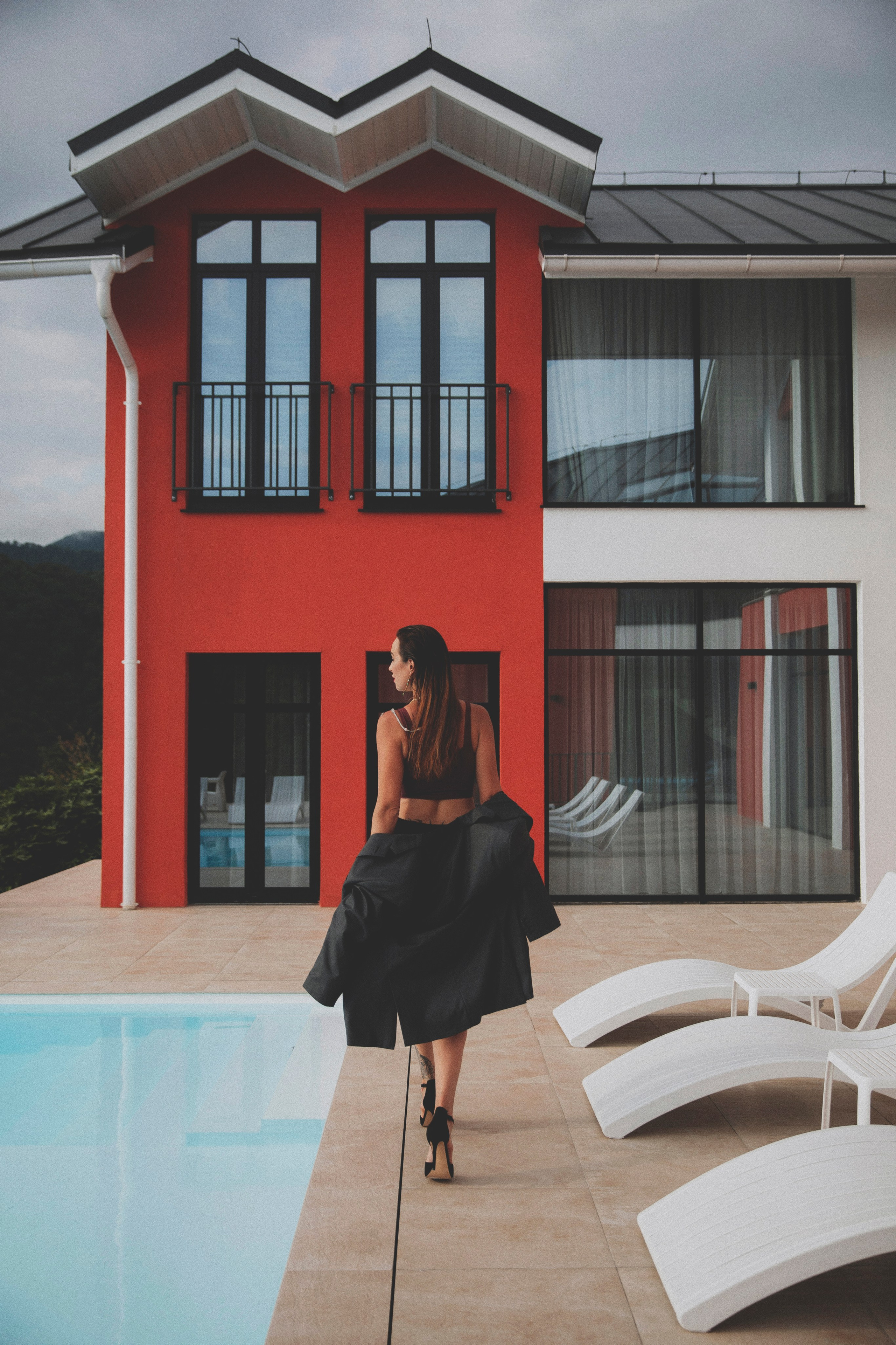 Бассейн. Инна и Валерия. Свадебный и семейный фотограф Колоскова Мария (Сочи и весь мир)