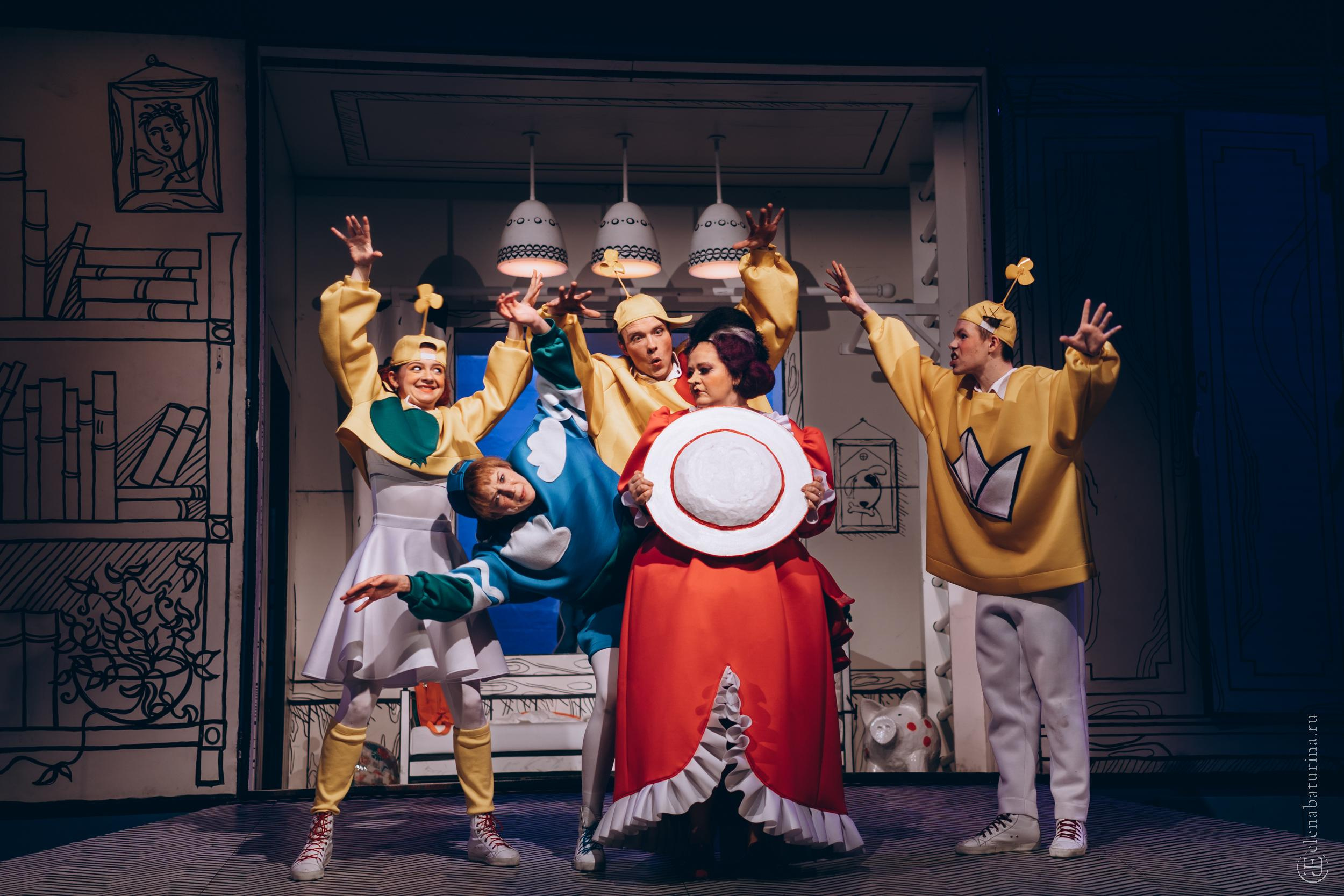 «Малыш и Карлсон». Театр Комедии им. Н. П. Акимова. Фотограф в Санкт-Петербурге Батурина Елена