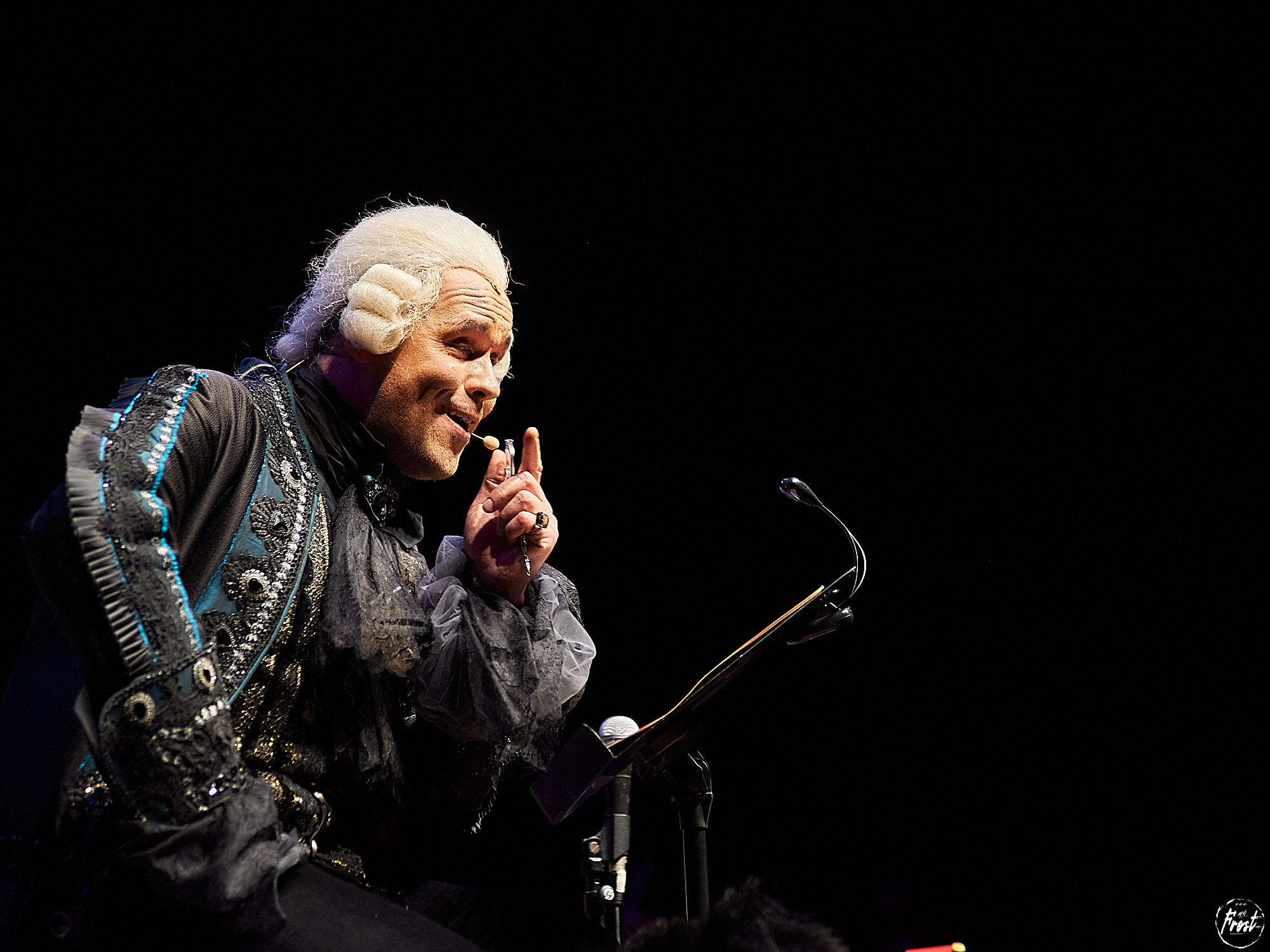 Максим Аверин. Фотографии отовсюду и обо всем