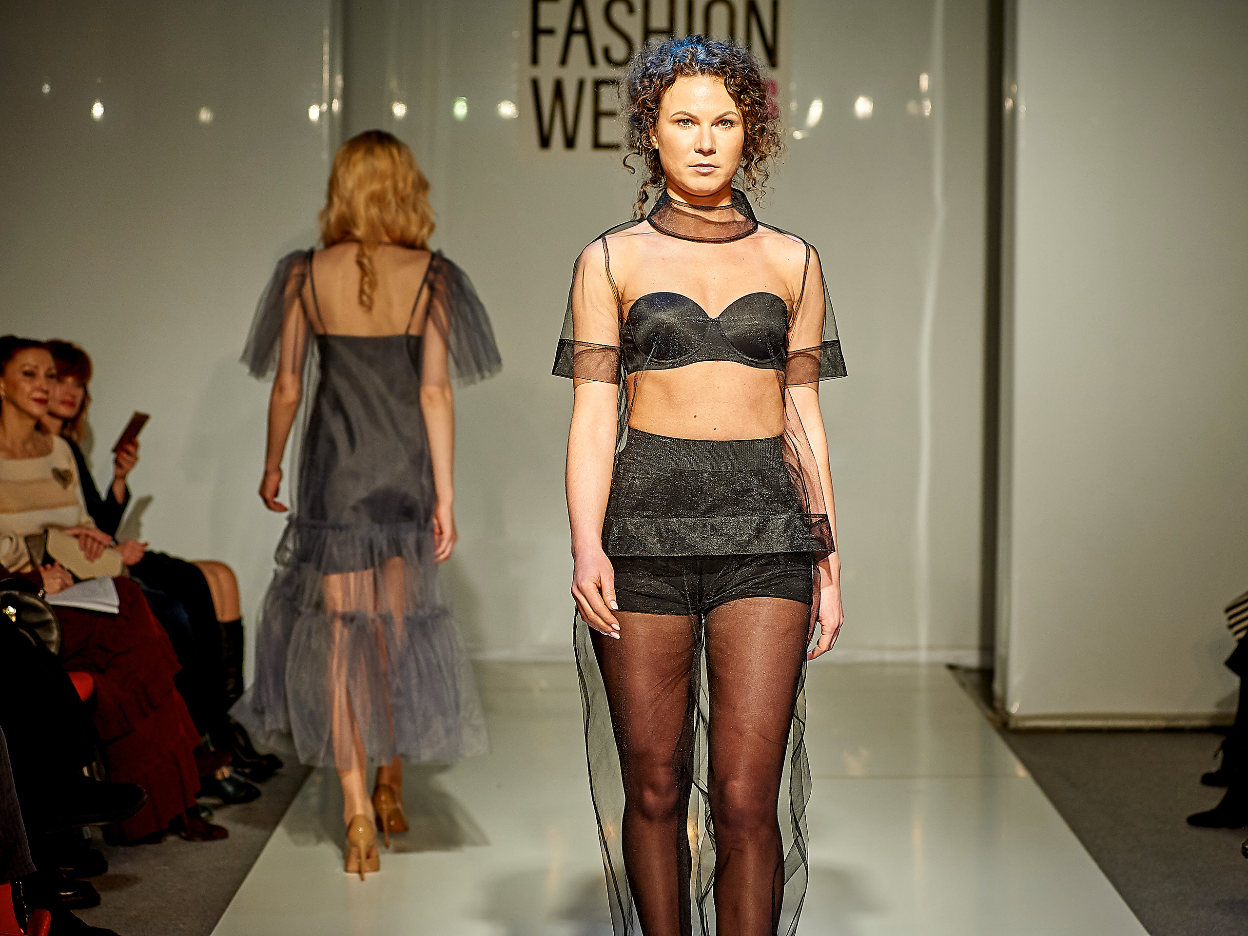 Fashion Week Ekb 2019. Фотографии отовсюду и обо всем