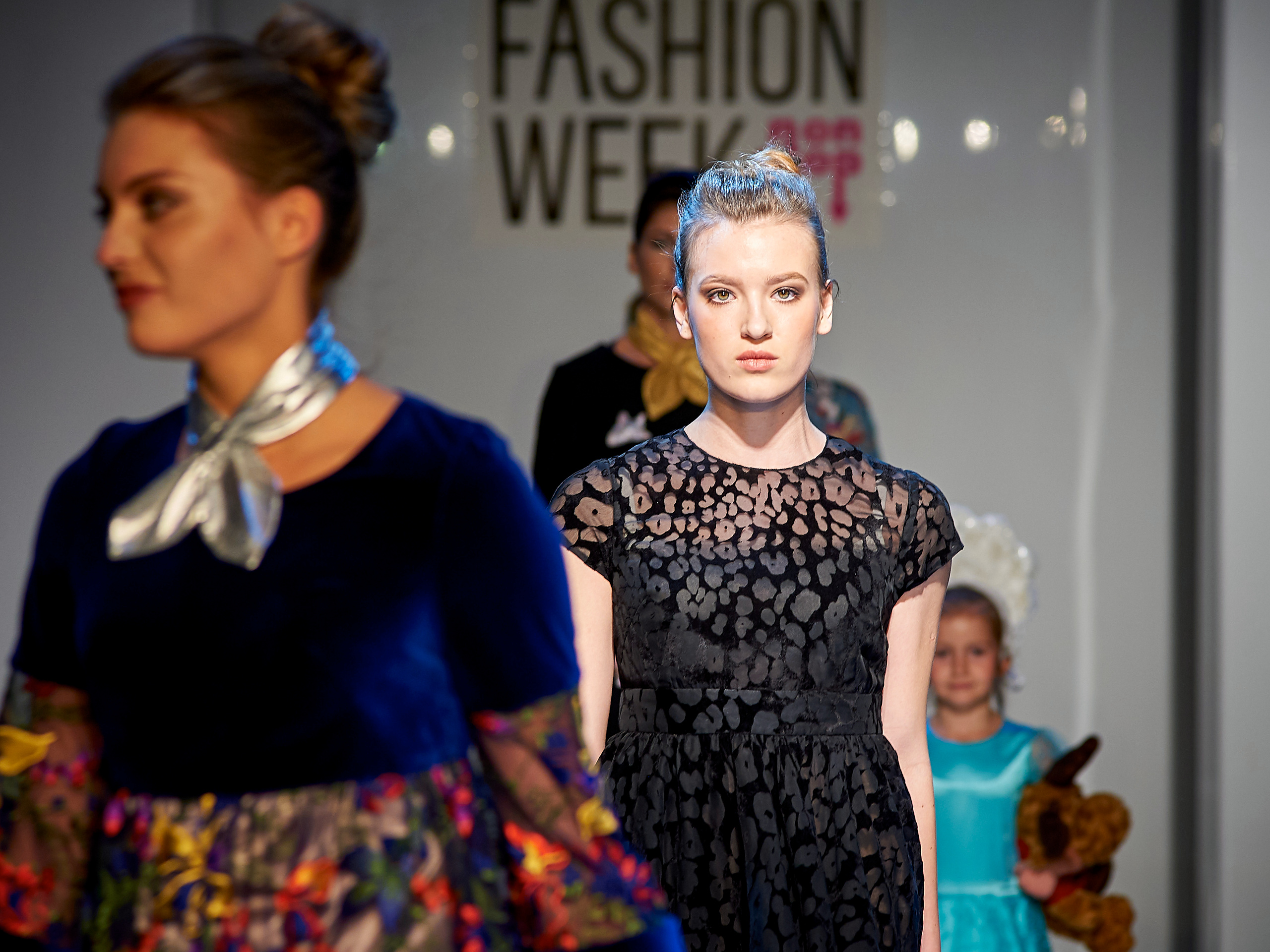 Fashion Week Ekb 2019. Фотографии отовсюду и обо всем