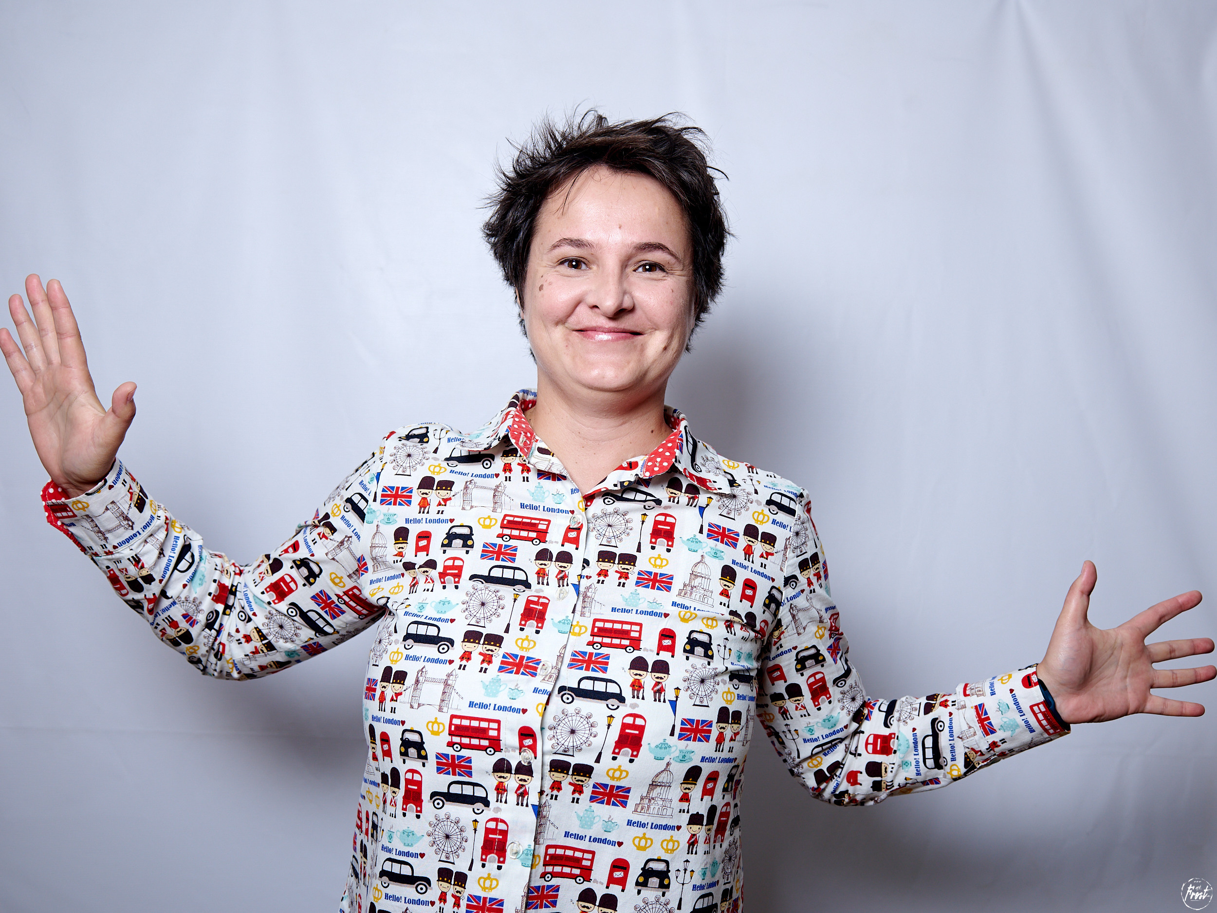 Сотрудники языковой школы «Талисман». Фотографии отовсюду и обо всем