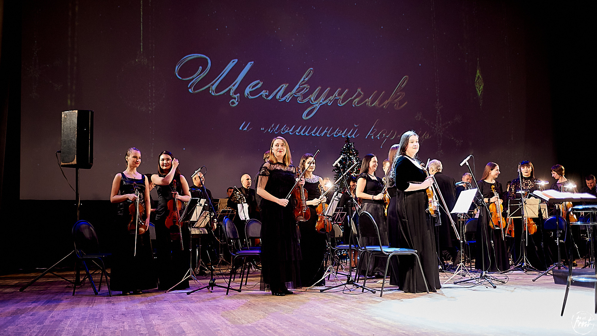 Максим Аверин. Фотографии отовсюду и обо всем