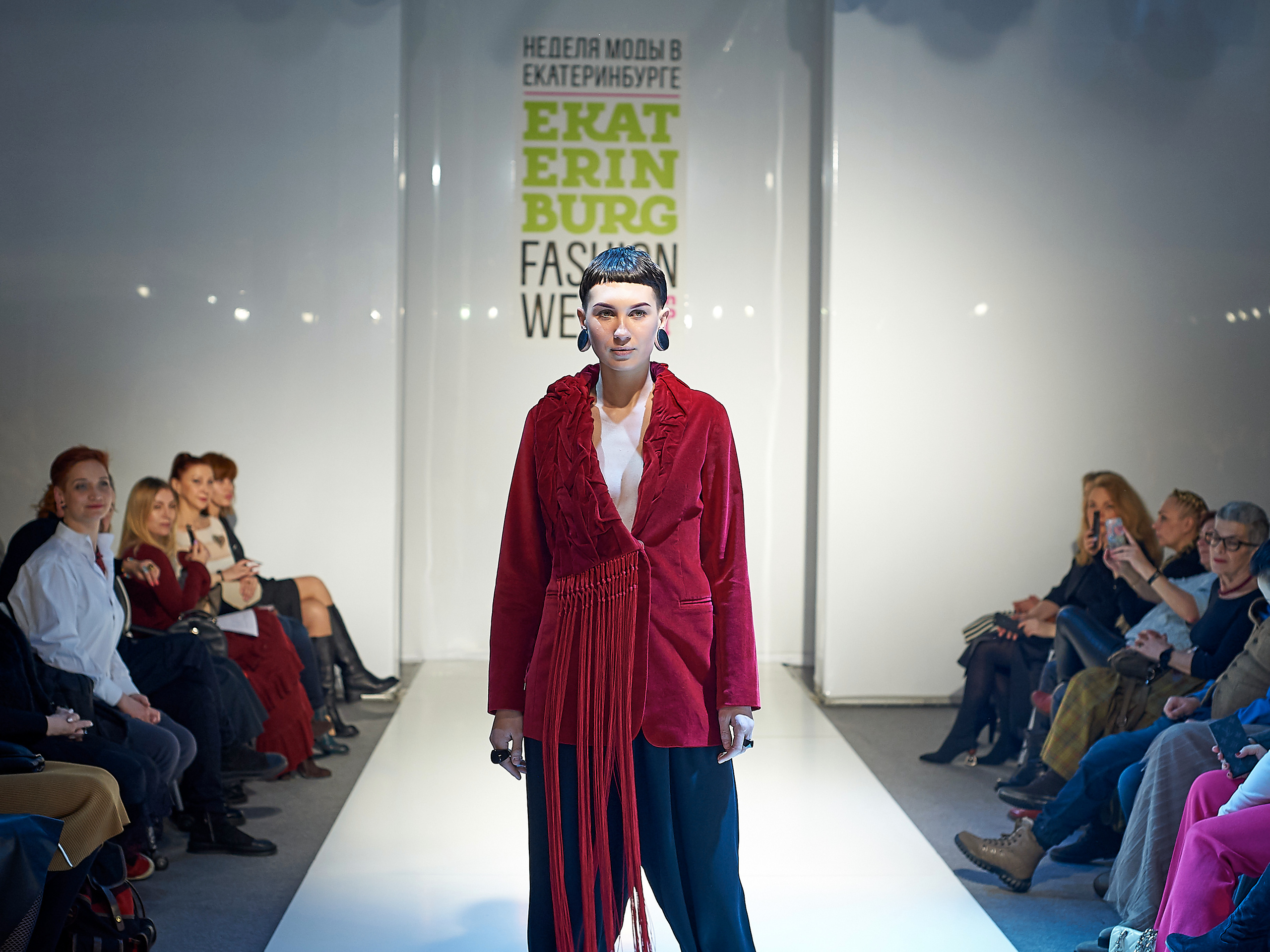 Fashion Week Ekb 2019. Фотографии отовсюду и обо всем