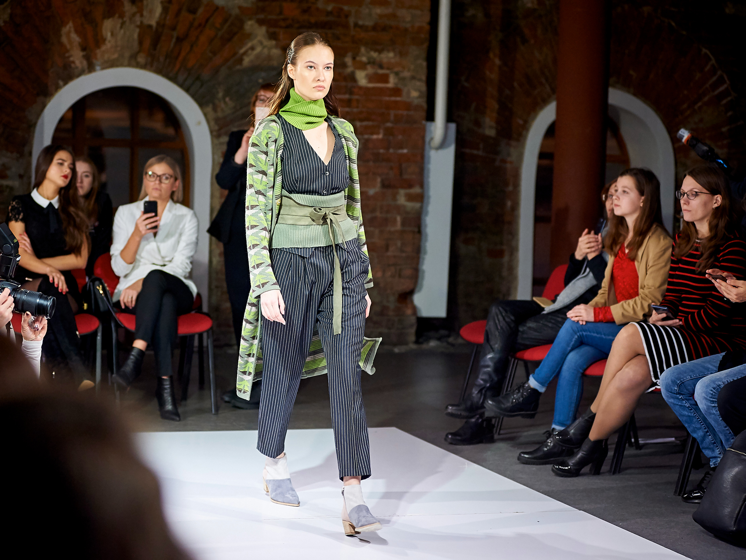 Fashion Week Ekb 2019. Фотографии отовсюду и обо всем