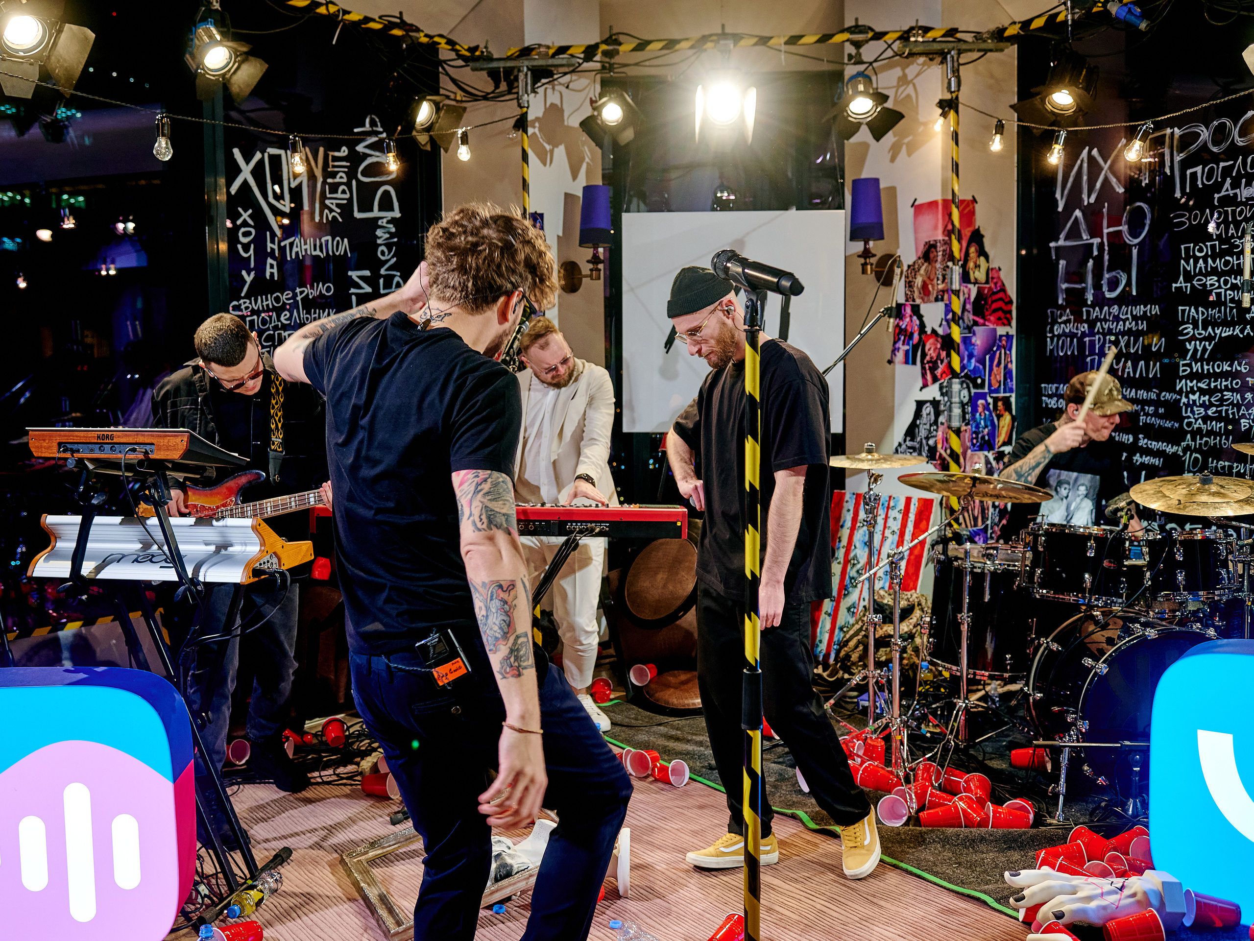 ЛСП на VK Fest 2022. Backstage. Фотографии отовсюду и обо всем