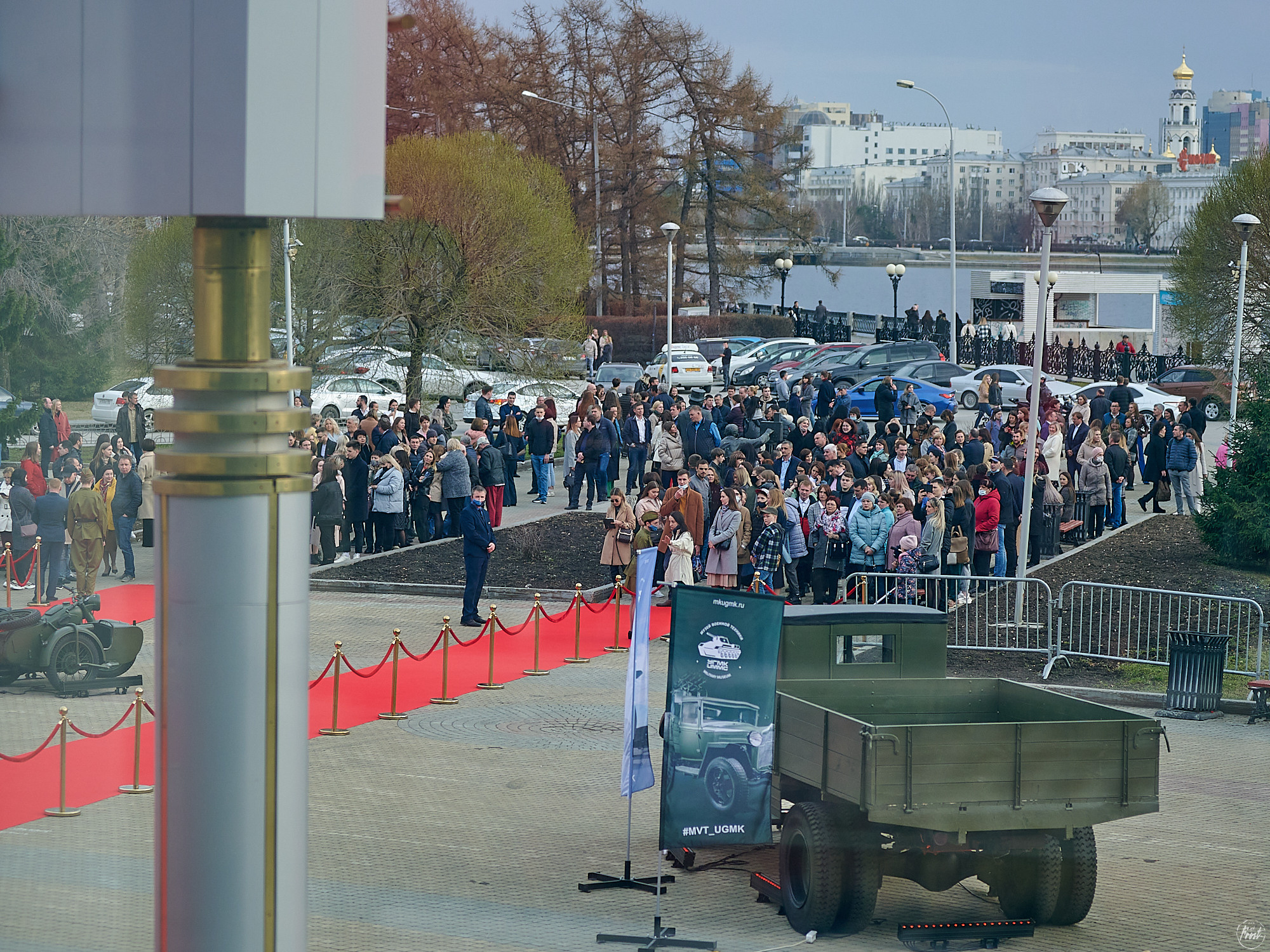 Премьера фильма «Девятаев» в Екатеринбурге. Фотографии отовсюду и обо всем