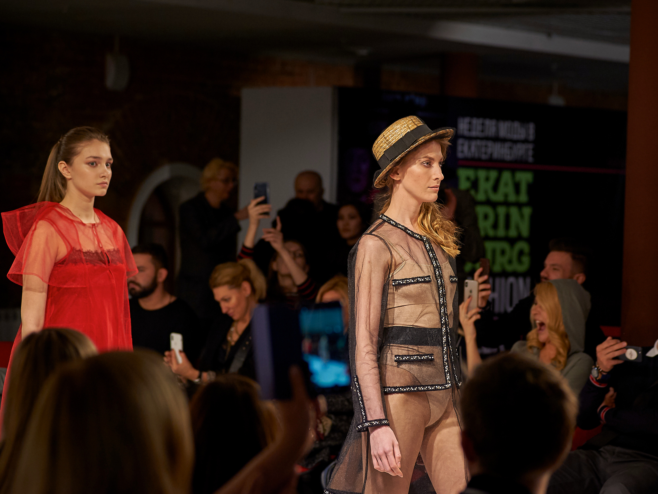 Fashion Week Ekb 2019. Фотографии отовсюду и обо всем