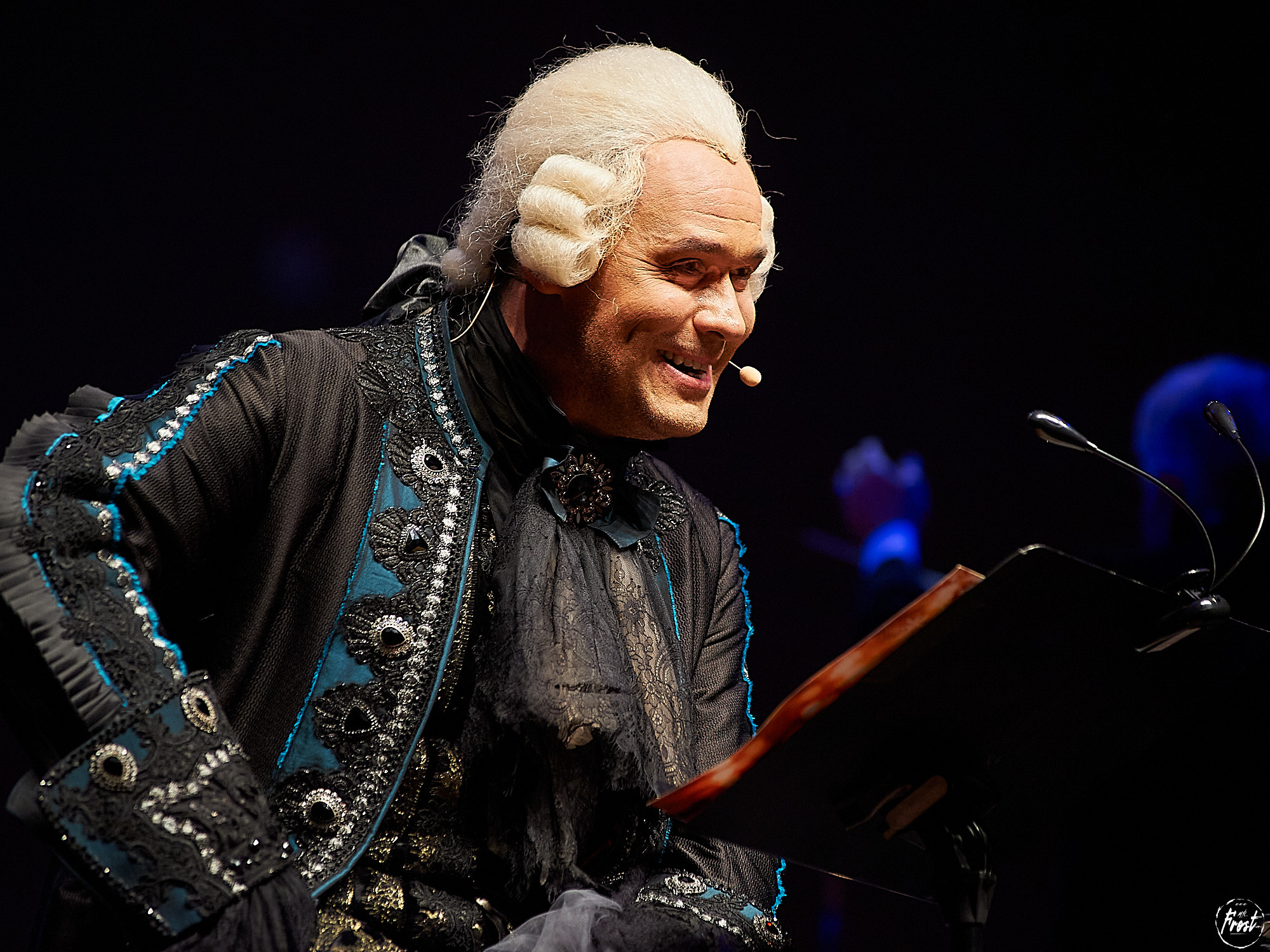 Максим Аверин. Фотографии отовсюду и обо всем