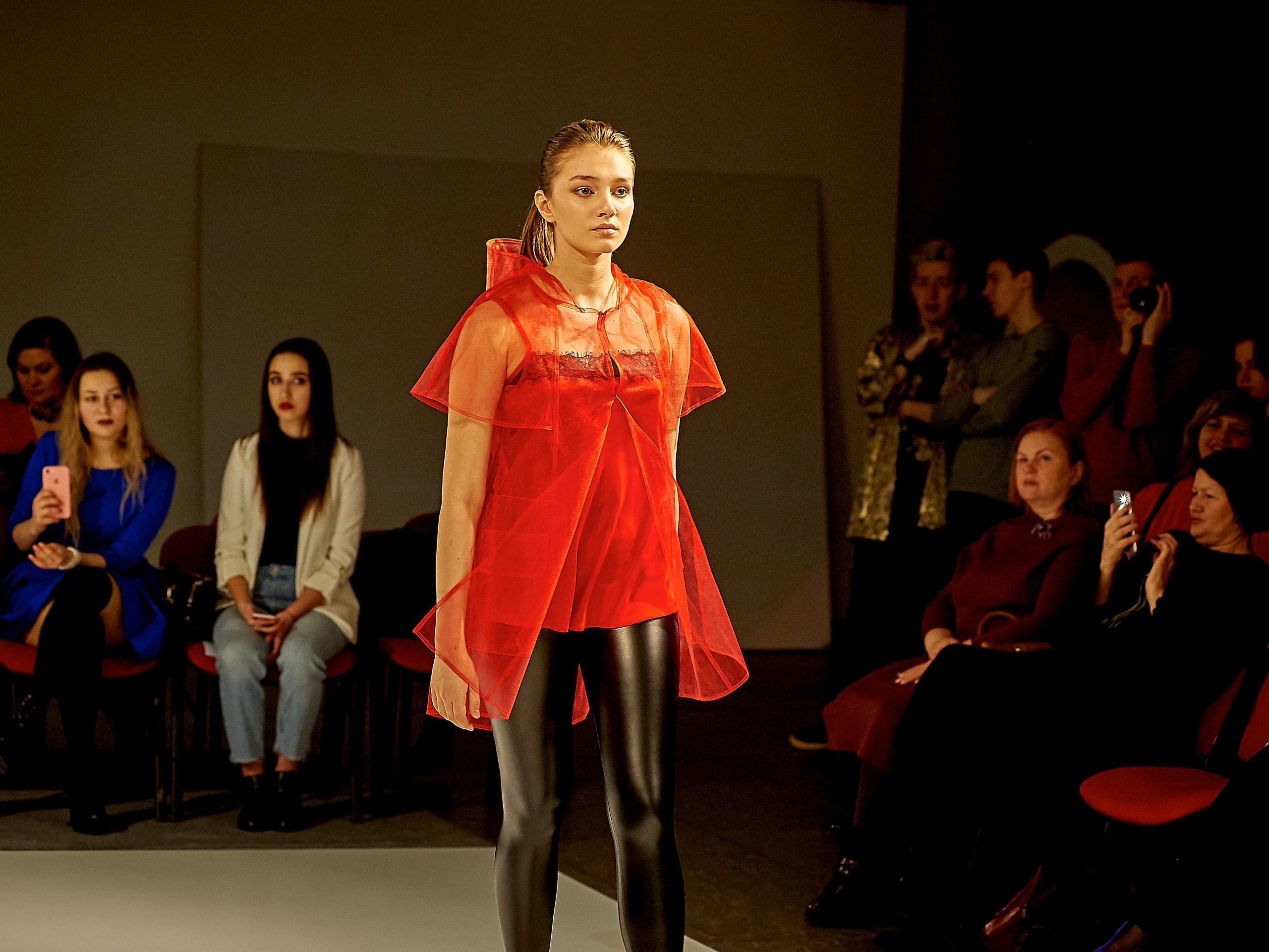 Fashion Week Ekb 2019. Фотографии отовсюду и обо всем