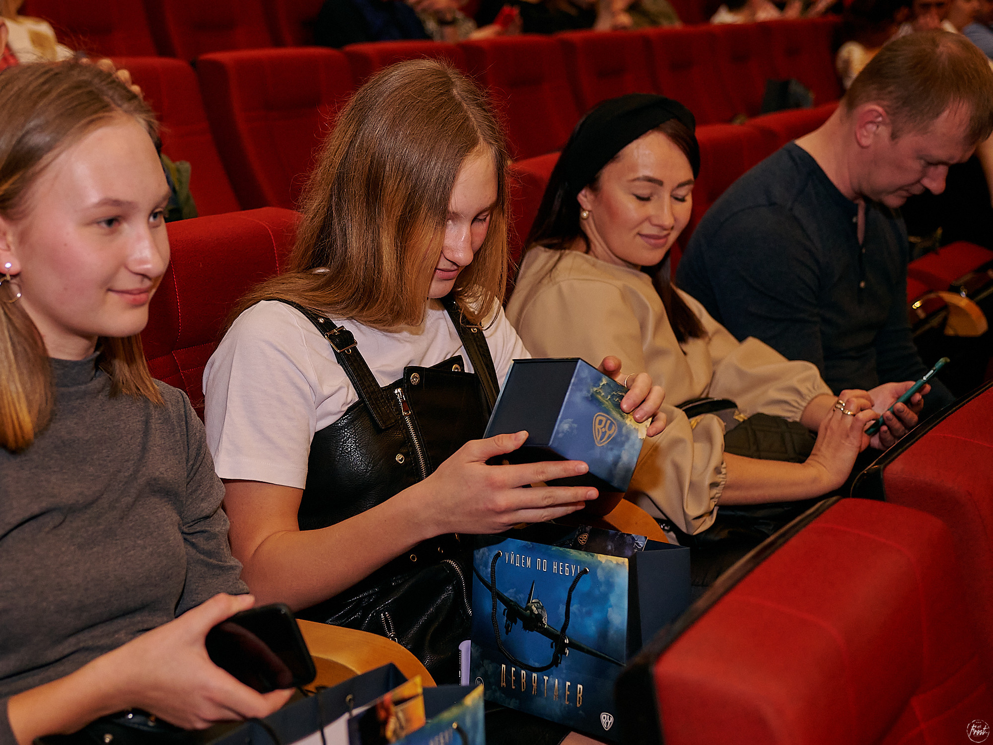 Премьера фильма «Девятаев» в Екатеринбурге. Фотографии отовсюду и обо всем