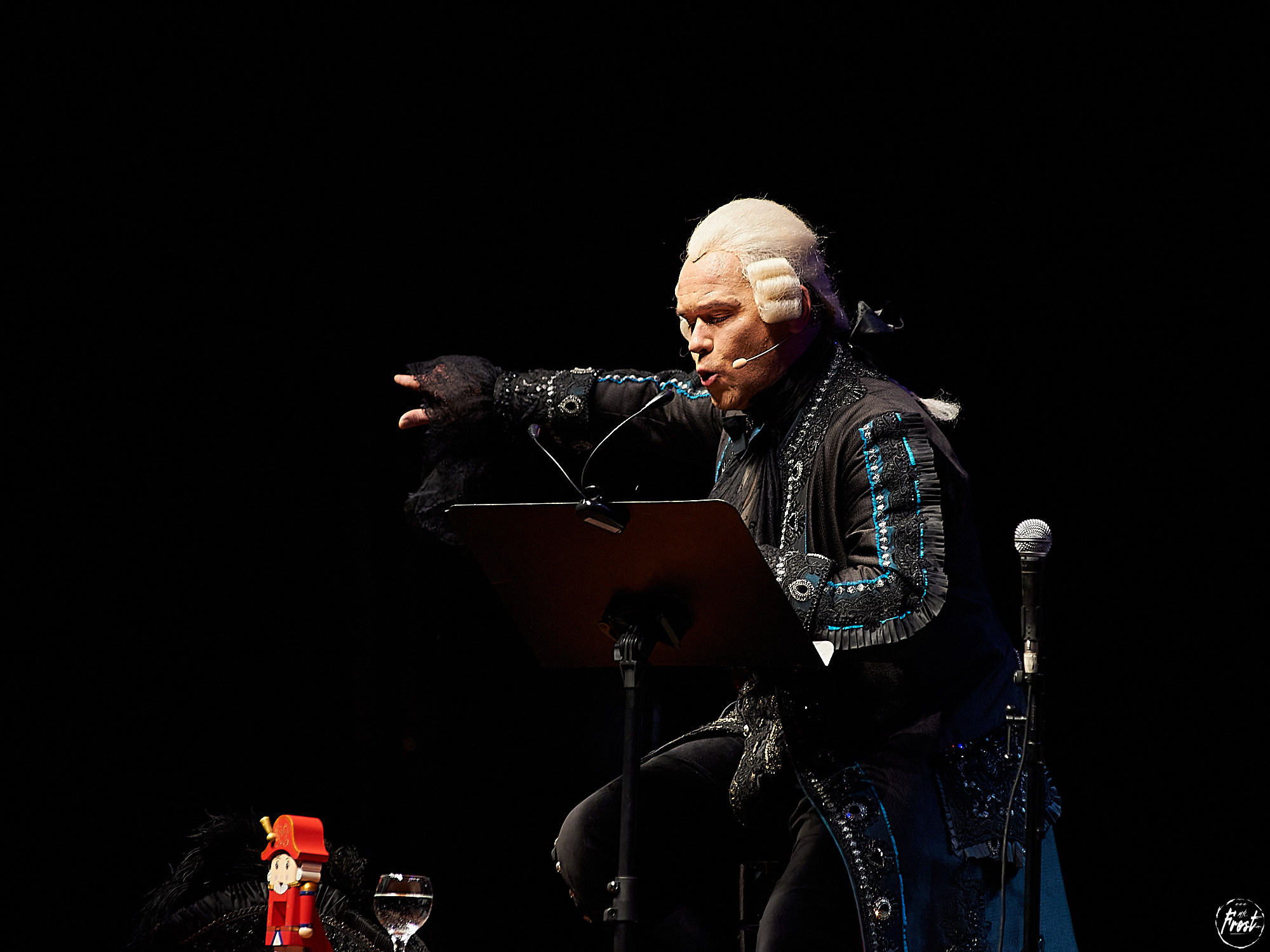 Максим Аверин. Фотографии отовсюду и обо всем