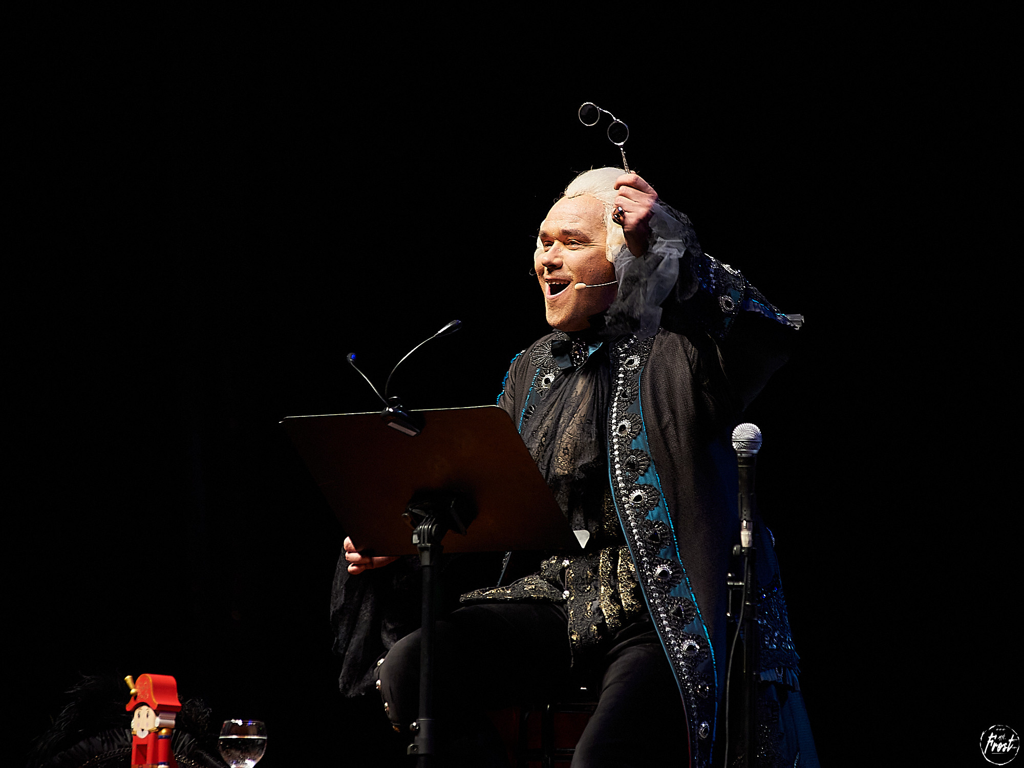 Максим Аверин. Фотографии отовсюду и обо всем