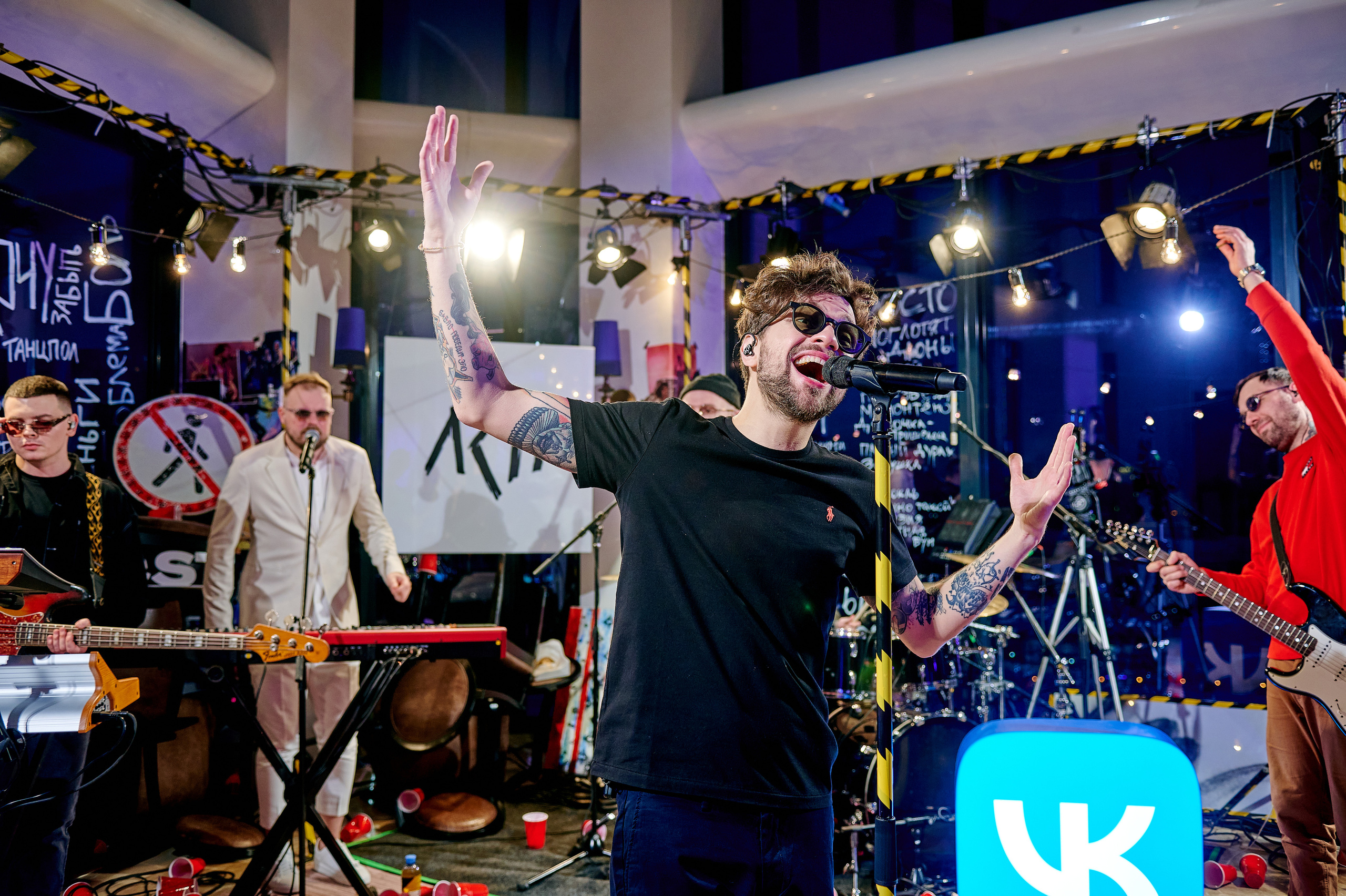 ЛСП на VK Fest 2022. Backstage. Фотографии отовсюду и обо всем