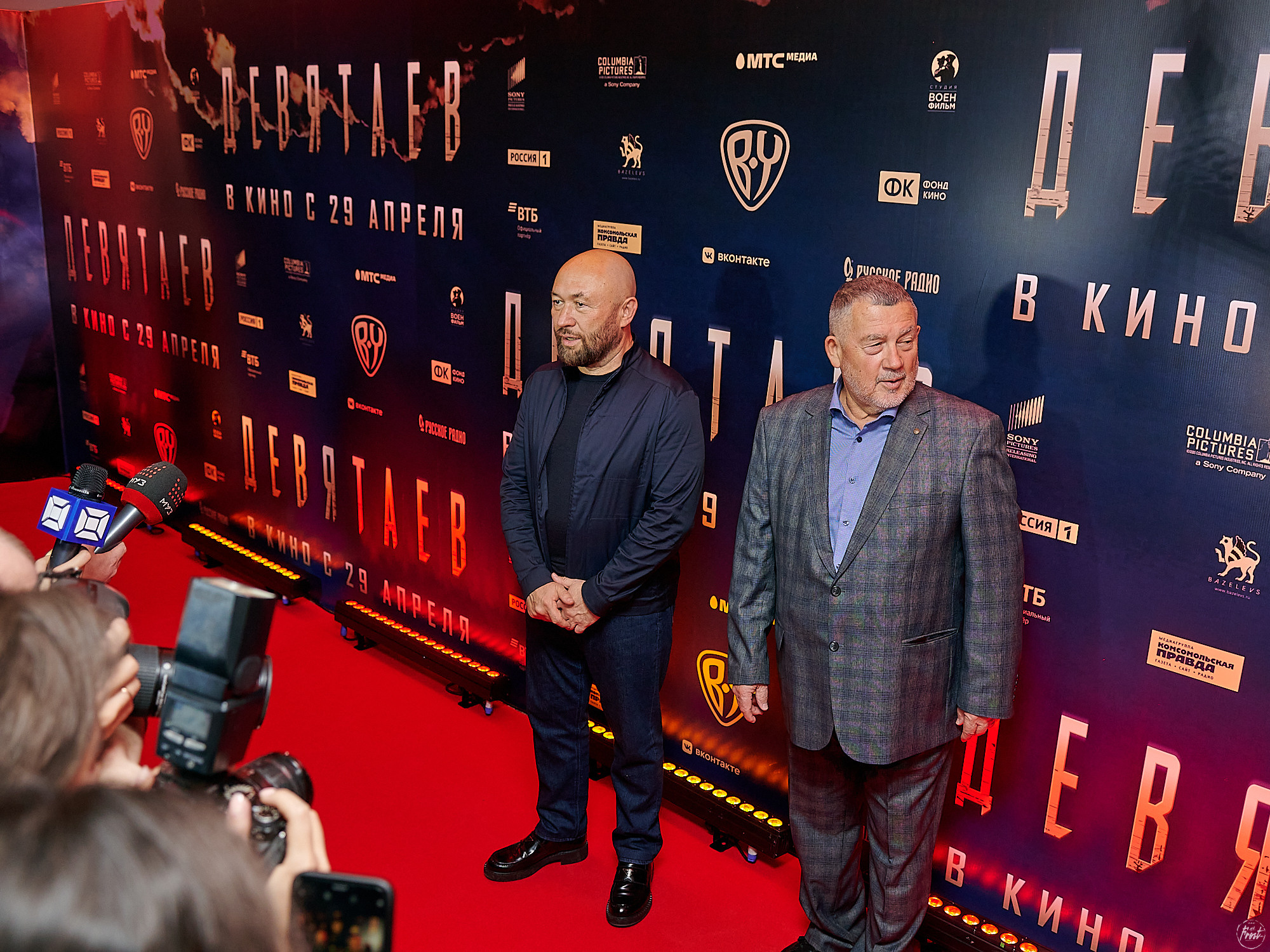 Премьера фильма «Девятаев» в Екатеринбурге. Фотографии отовсюду и обо всем