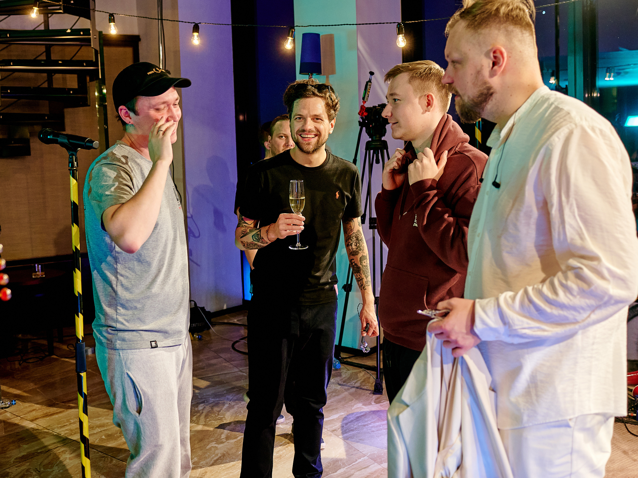 ЛСП на VK Fest 2022. Backstage. Фотографии отовсюду и обо всем