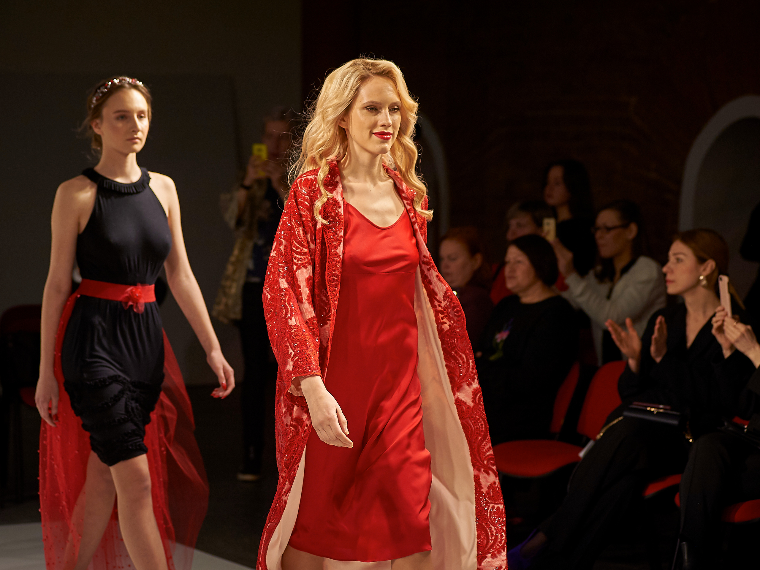 Fashion Week Ekb 2019. Фотографии отовсюду и обо всем