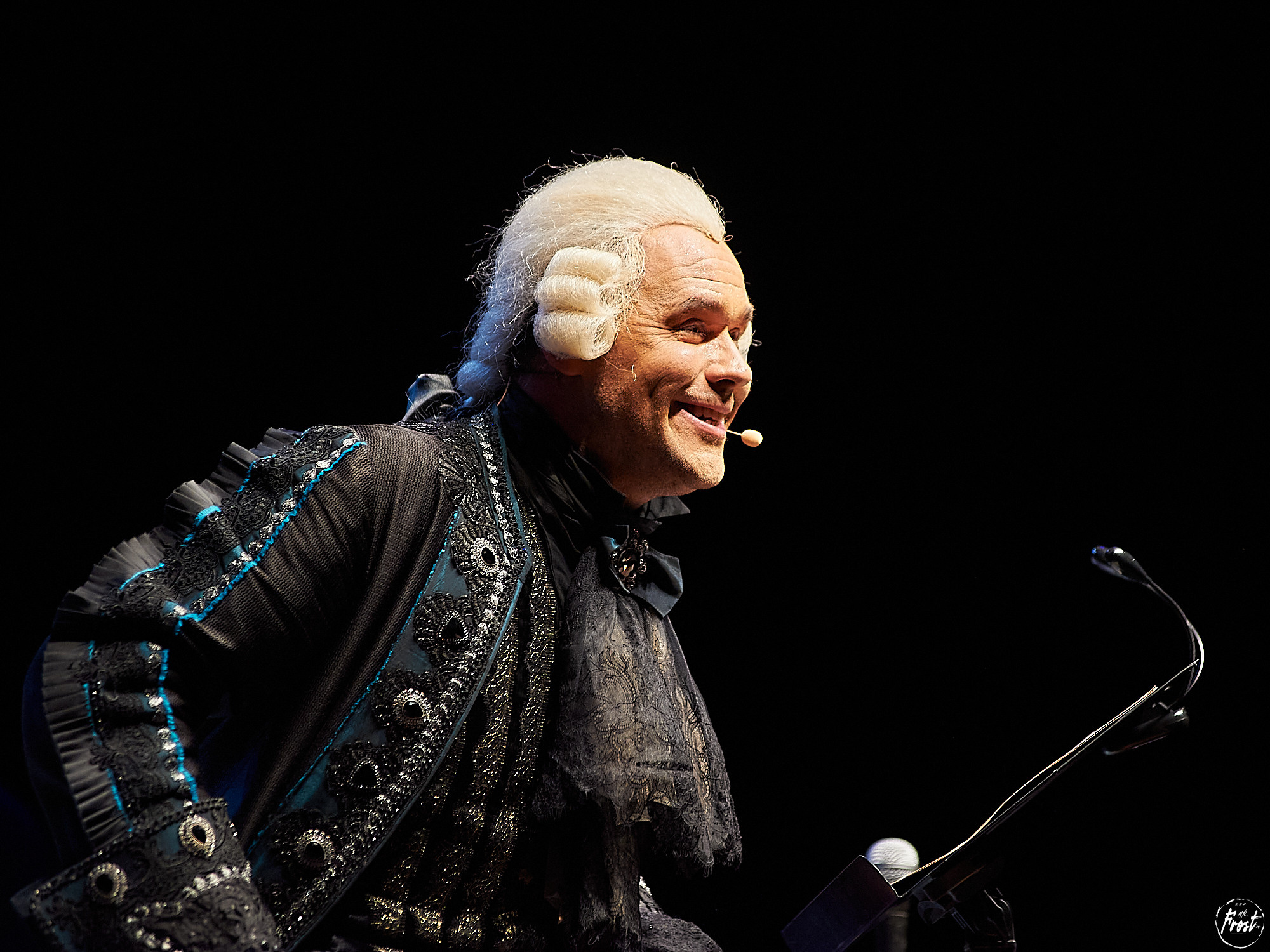 Максим Аверин. Фотографии отовсюду и обо всем