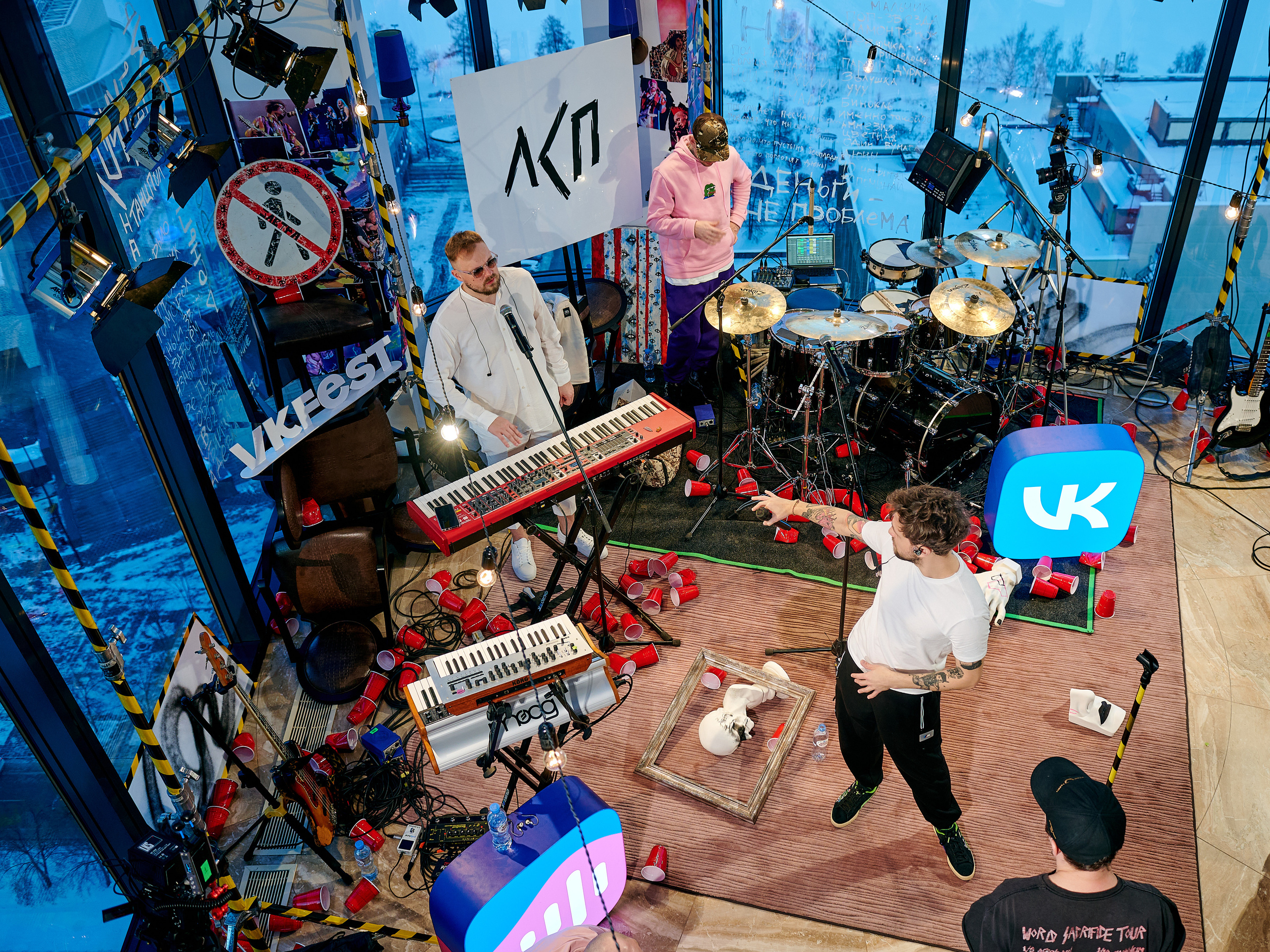 ЛСП на VK Fest 2022. Backstage. Фотографии отовсюду и обо всем