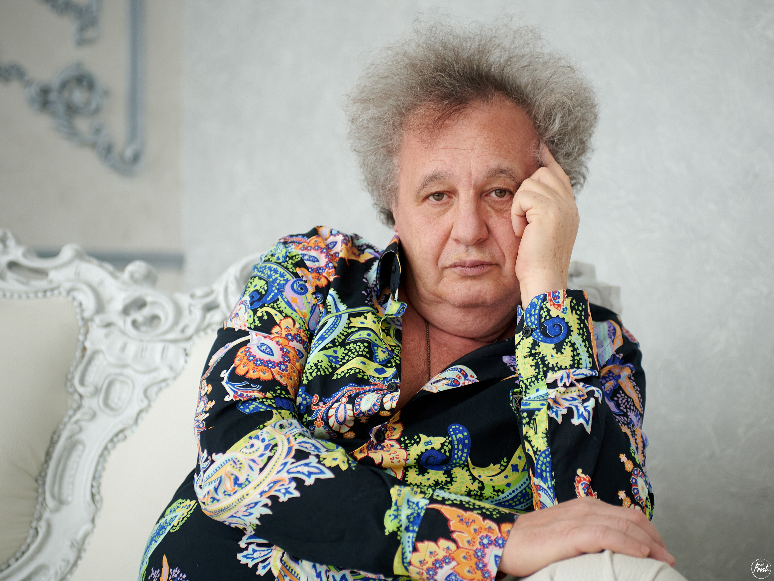 Промо сериала «Гриша Субботин». Фотографии отовсюду и обо всем