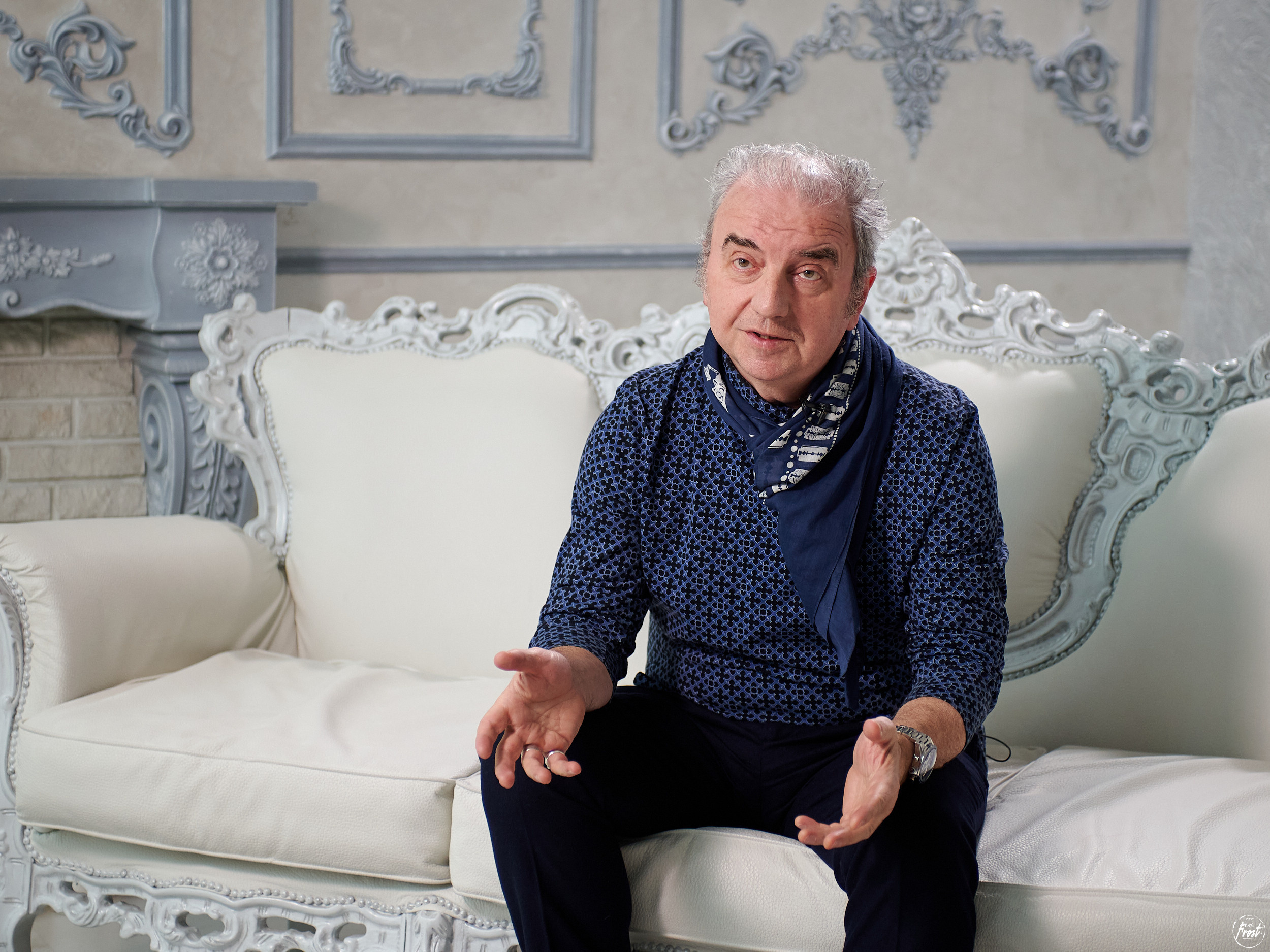 Промо сериала «Гриша Субботин». Фотографии отовсюду и обо всем