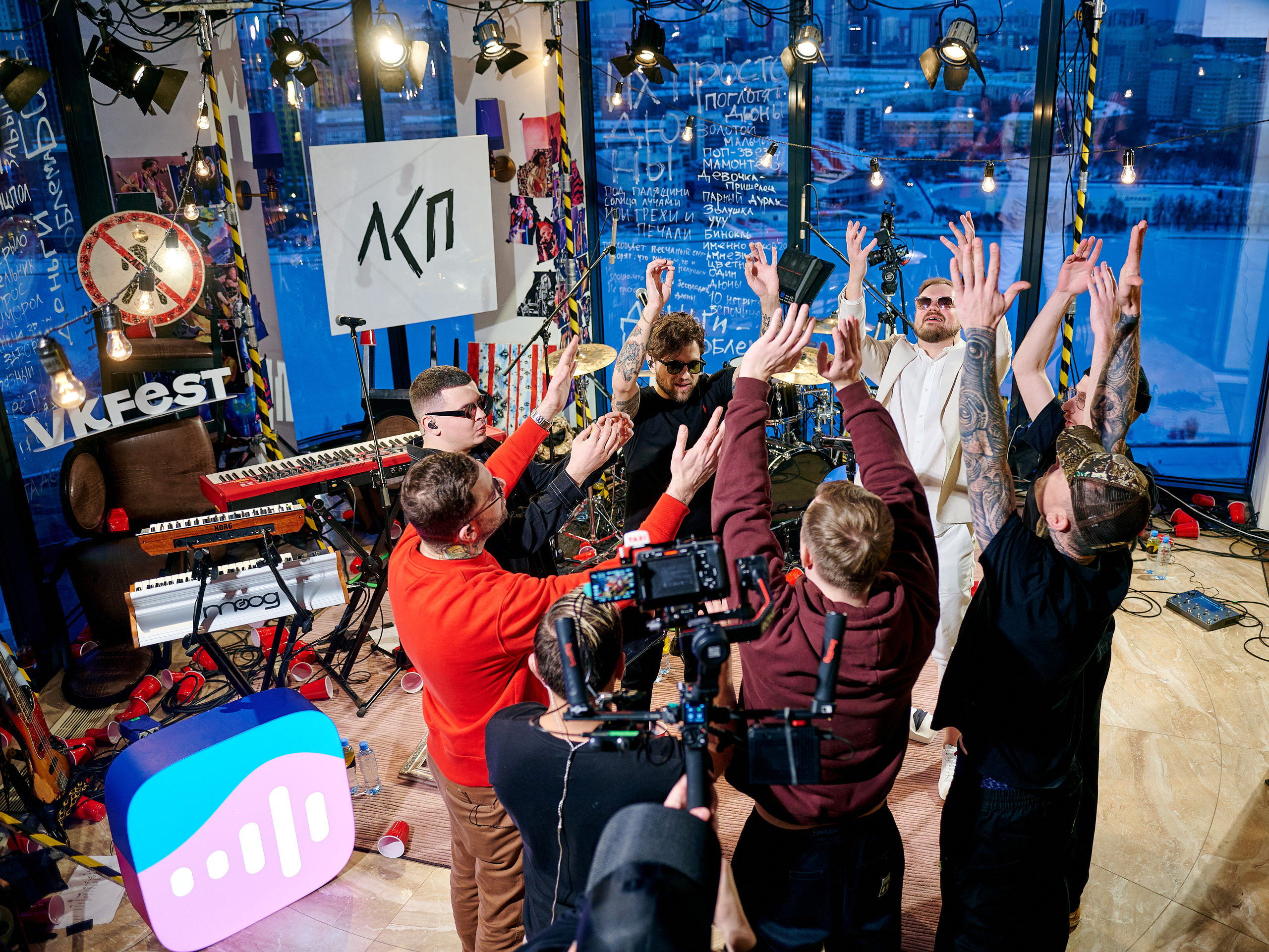 ЛСП на VK Fest 2022. Backstage. Фотографии отовсюду и обо всем