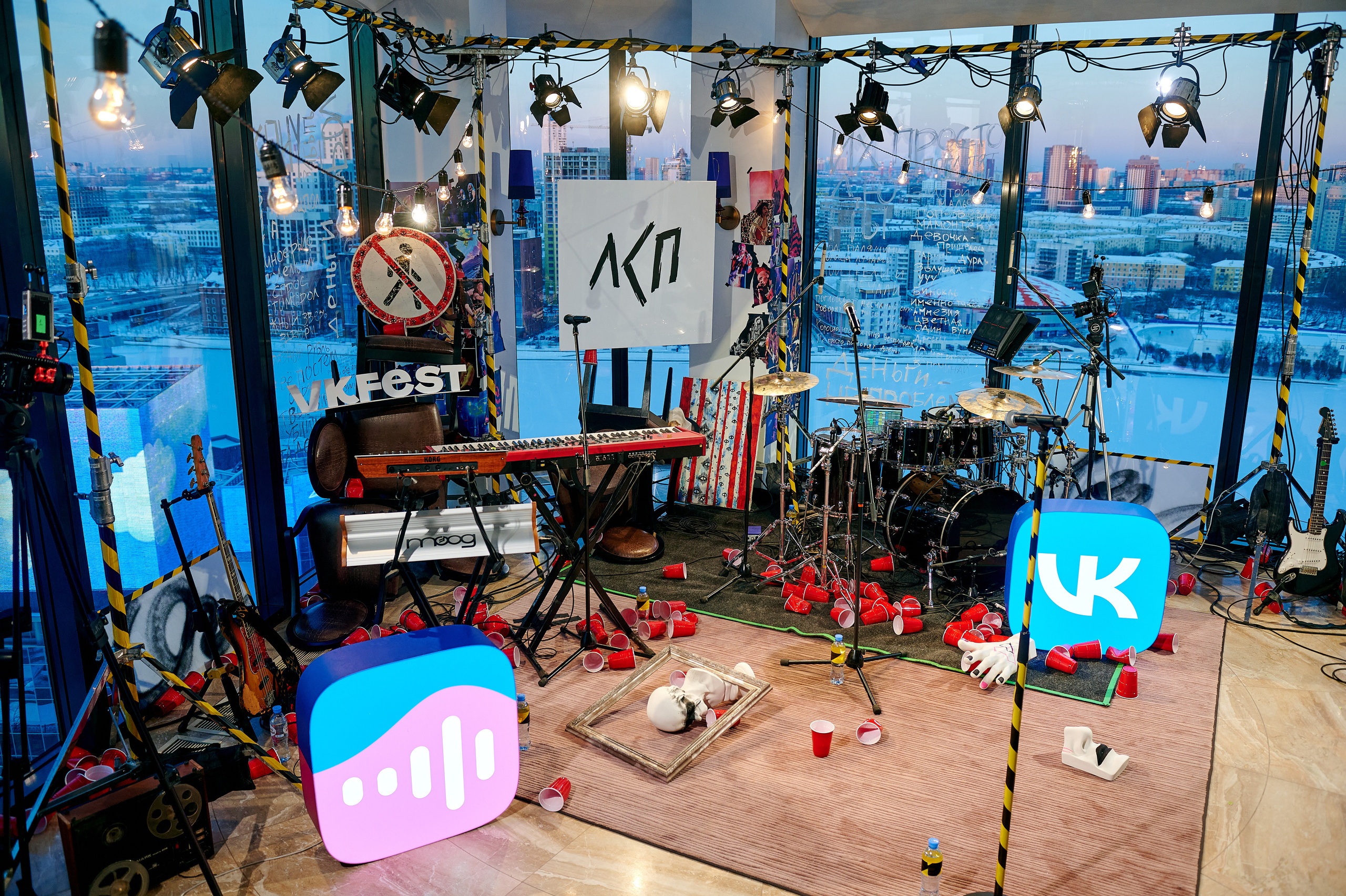 ЛСП на VK Fest 2022. Backstage. Фотографии отовсюду и обо всем