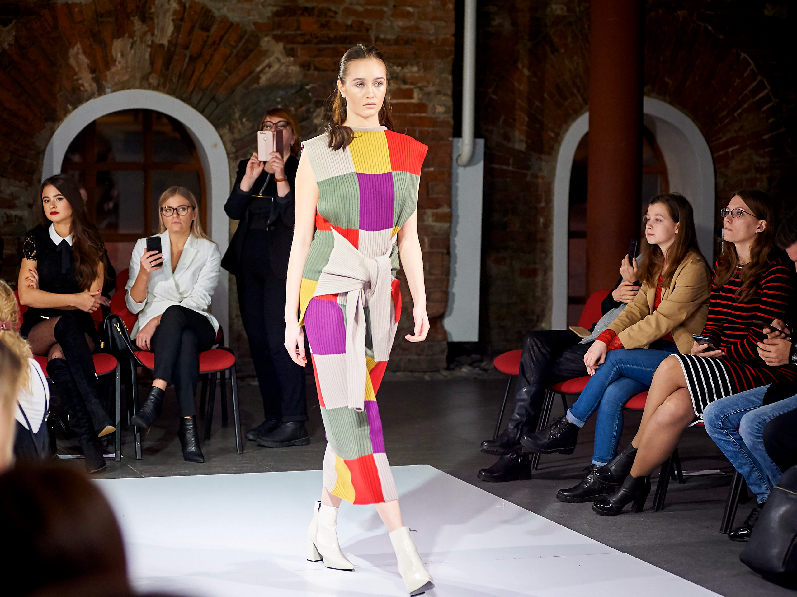 Fashion Week Ekb 2019. Фотографии отовсюду и обо всем