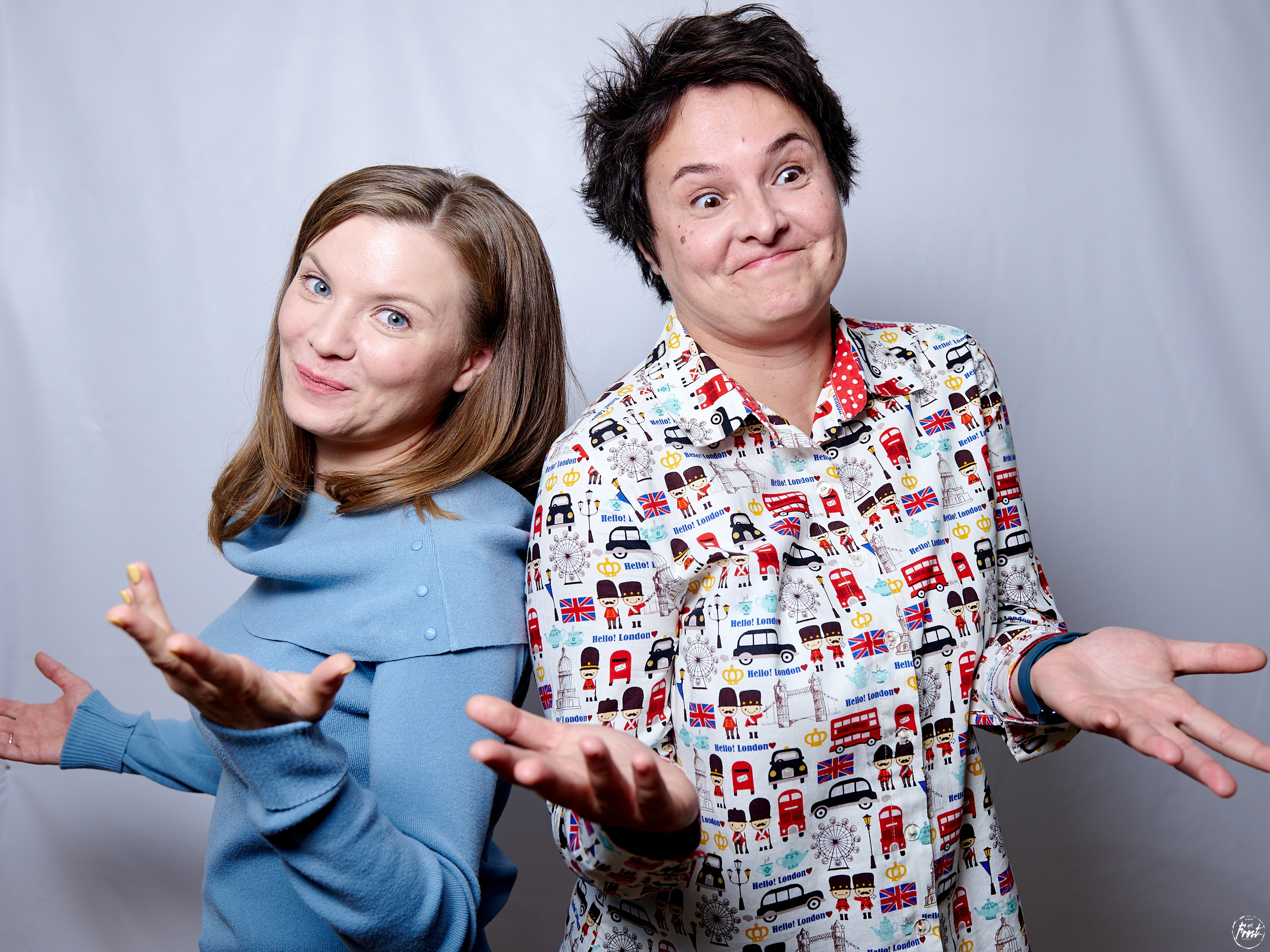 Сотрудники языковой школы «Талисман». Фотографии отовсюду и обо всем