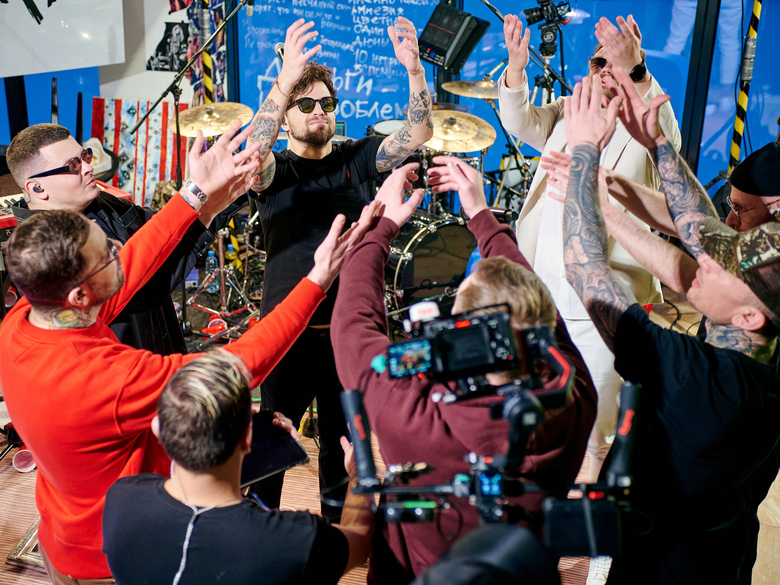 ЛСП на VK Fest 2022. Backstage. Фотографии отовсюду и обо всем