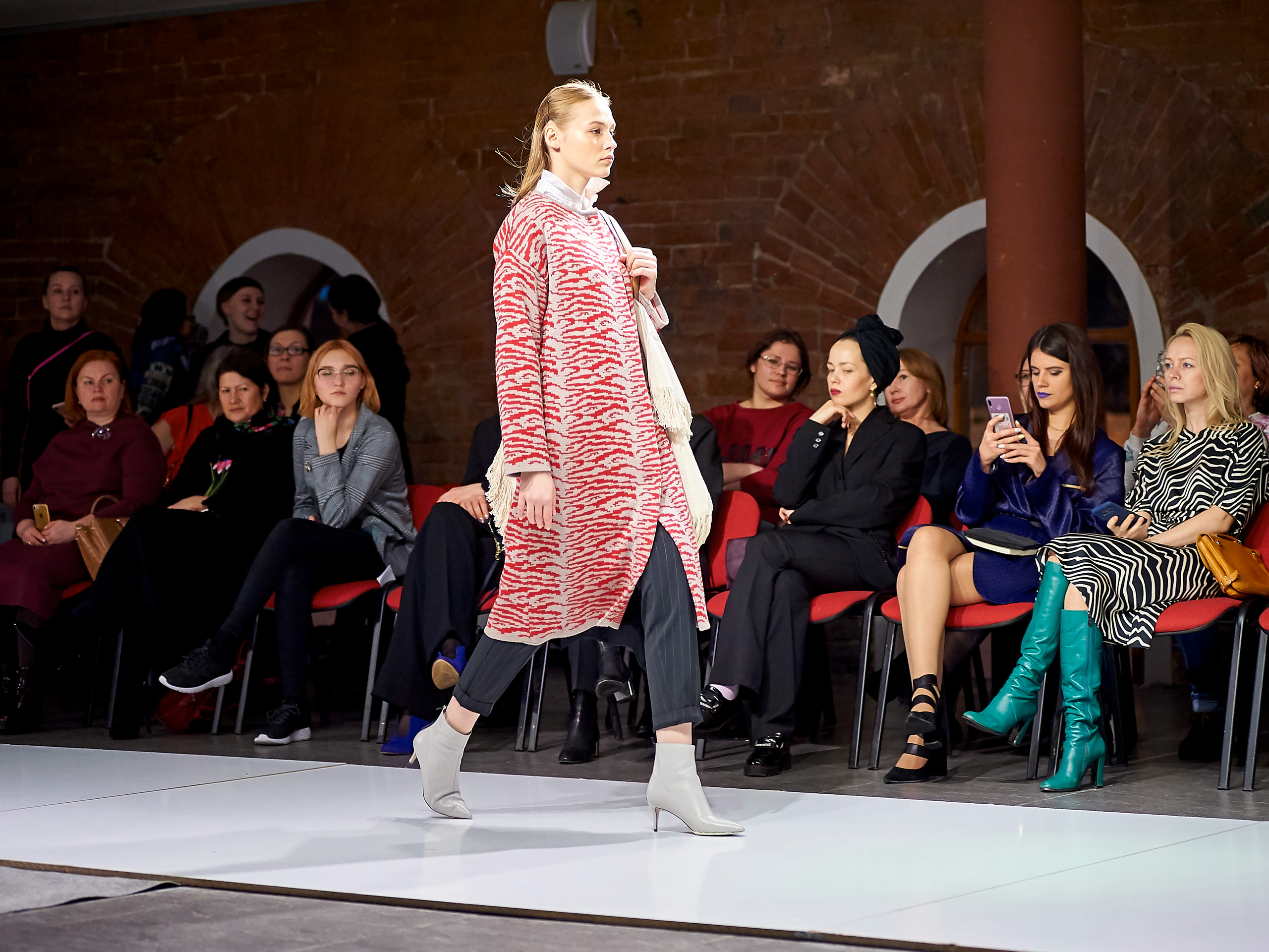 Fashion Week Ekb 2019. Фотографии отовсюду и обо всем