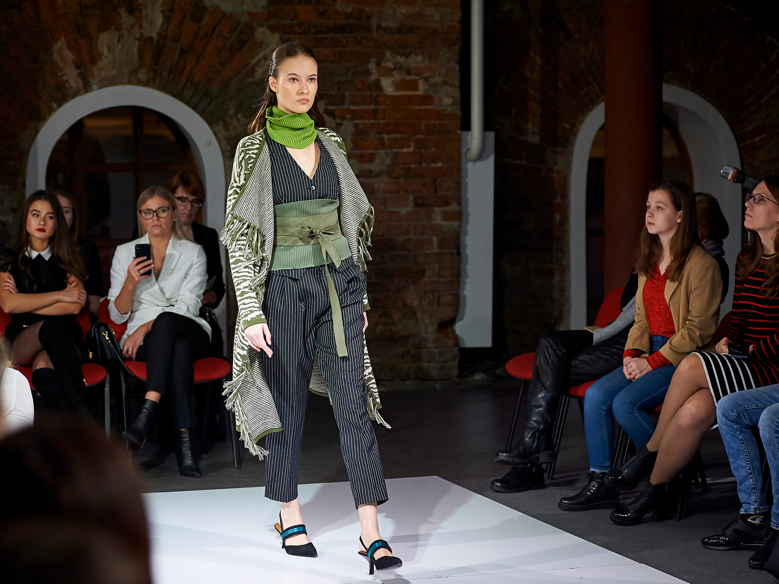 Fashion Week Ekb 2019. Фотографии отовсюду и обо всем