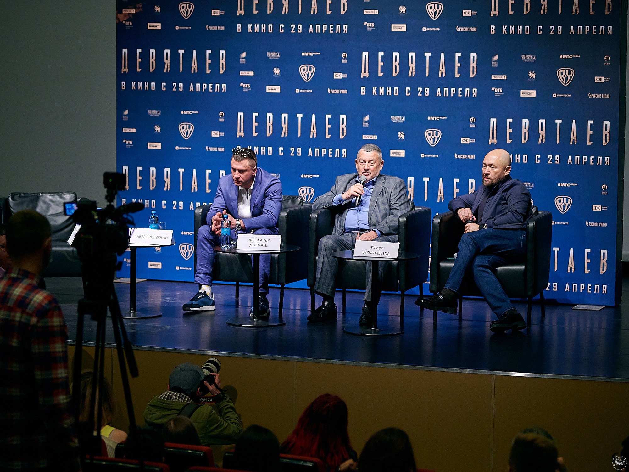 Премьера фильма «Девятаев» в Екатеринбурге. Фотографии отовсюду и обо всем