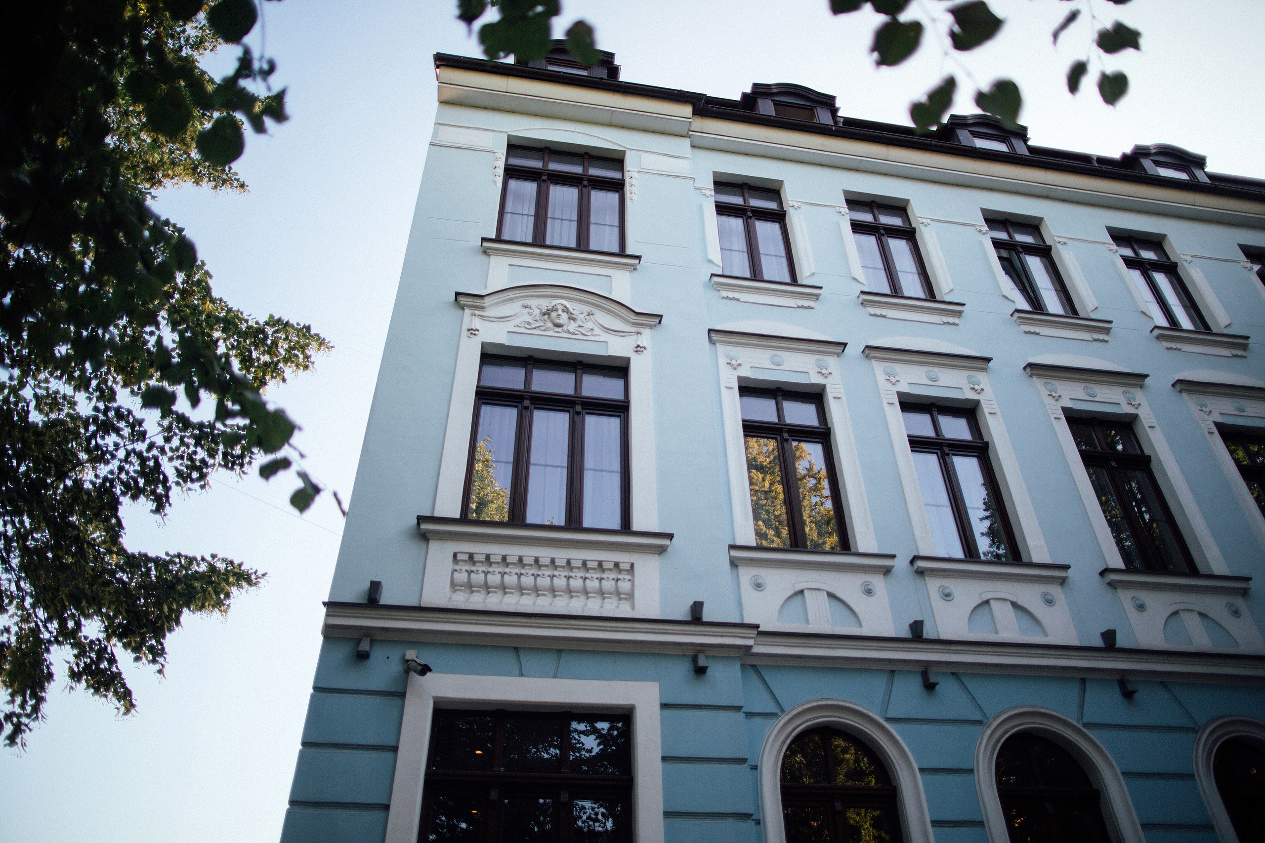 Костя и Сара. Главная