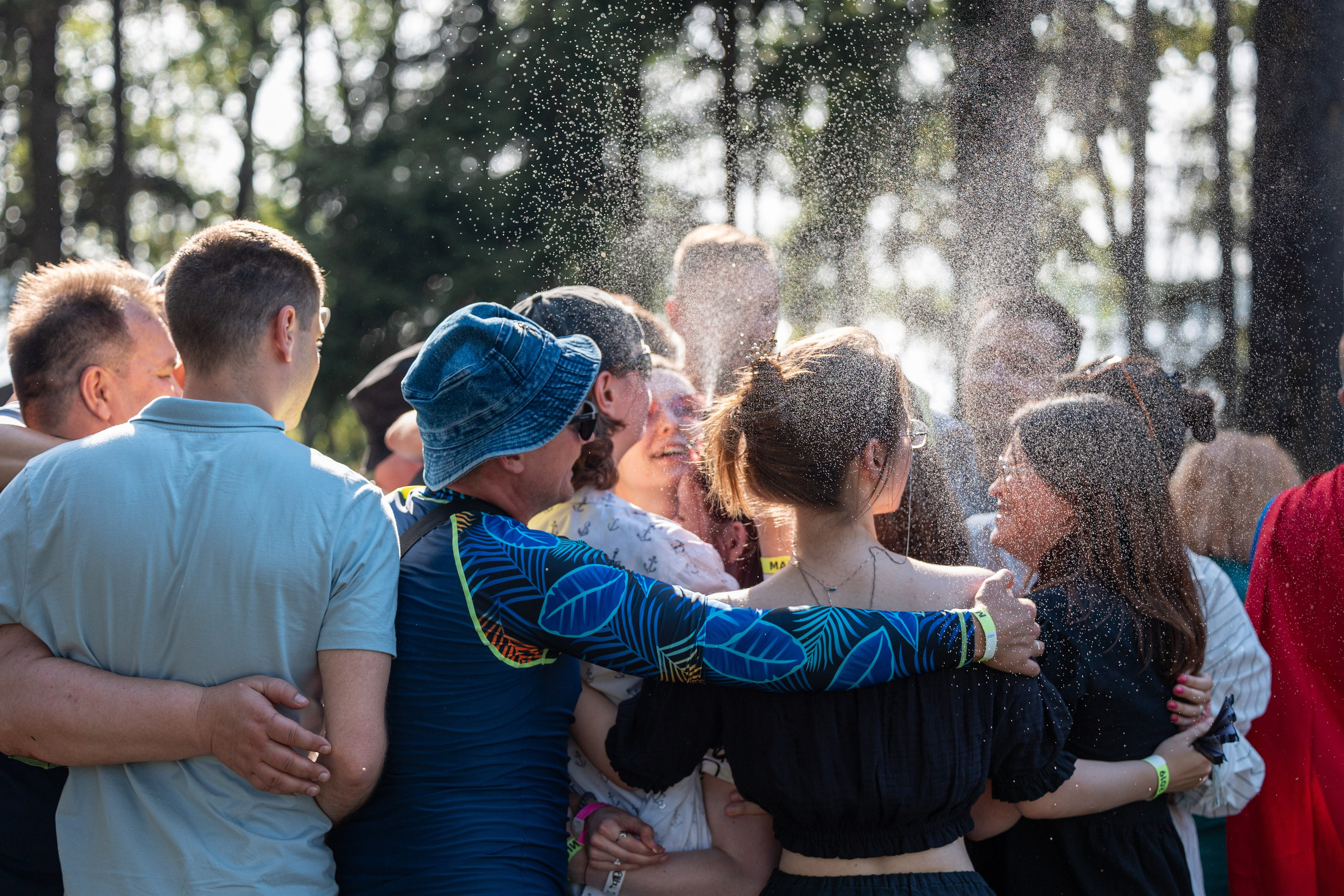 Тимбилдинг с банкетом. Ваш фотограф и видеограф
