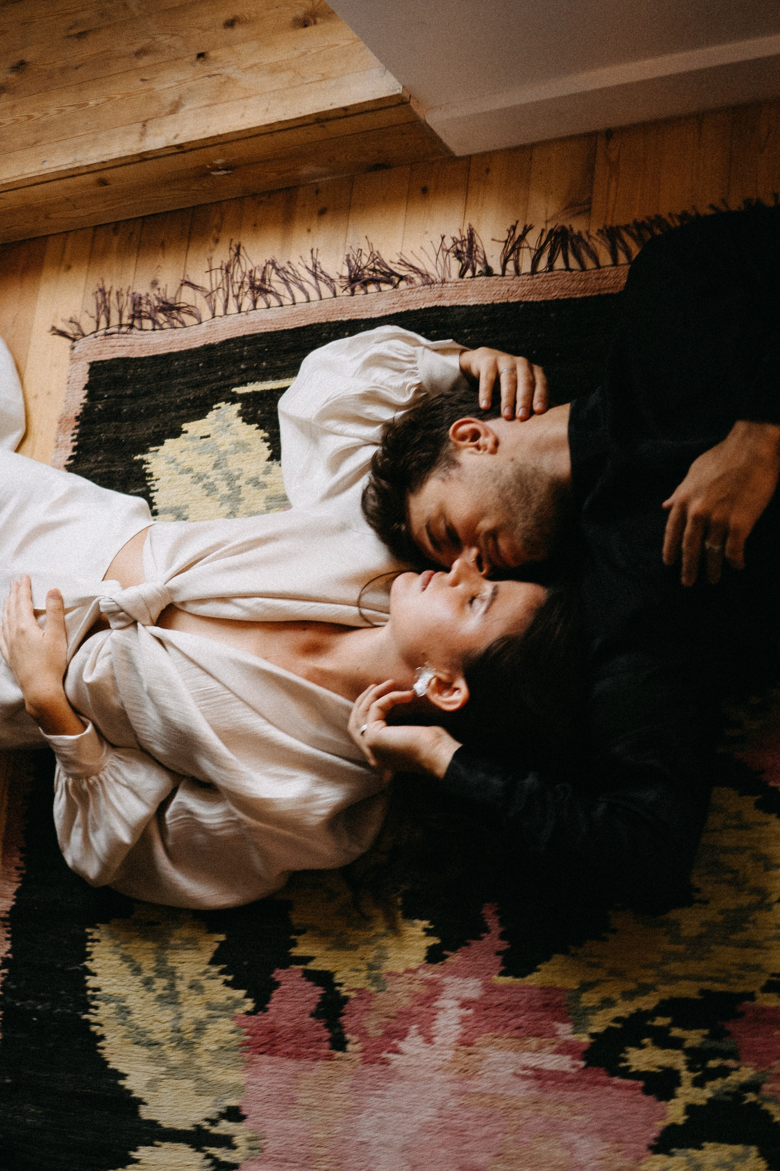 СБОРЫ ЖЕНИХА И НЕВЕСТЫ В УЮТНОЙ КВАРТИРЕ В ЦЕНТРЕ САНТК-ПЕТЕРБУРГА. Профессиональный фотограф, Санкт-Петербург — Виктория Богомолова